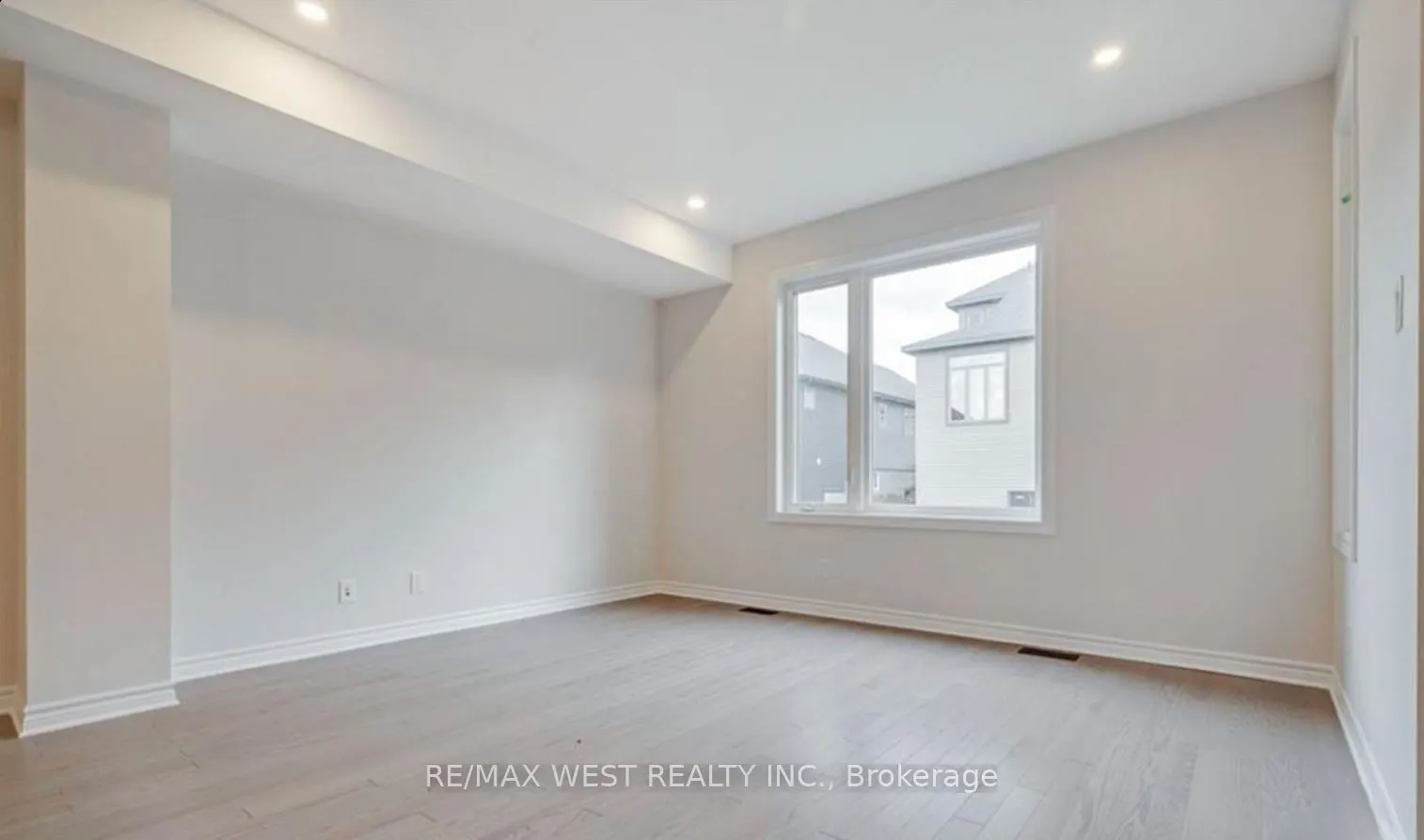 1026 Kijik Crescent