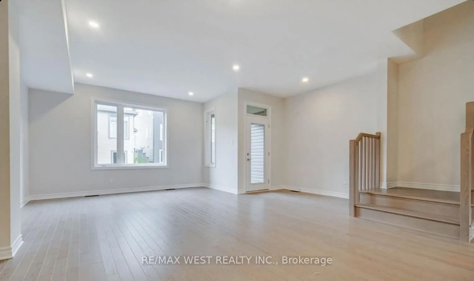 1026 Kijik Crescent