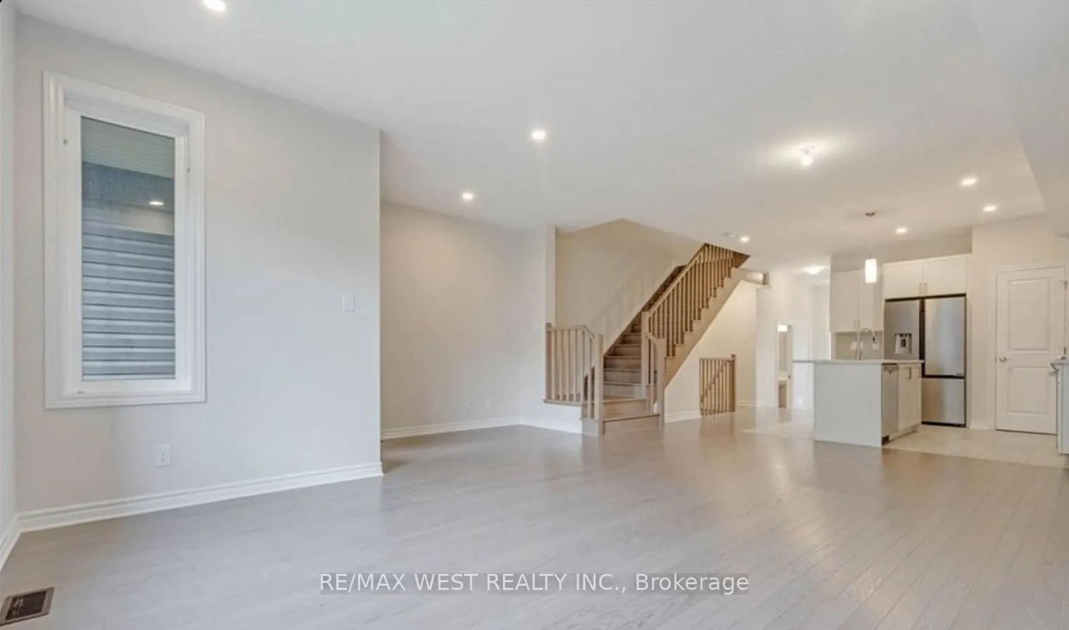 1026 Kijik Crescent