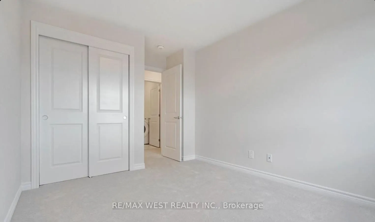 1026 Kijik Crescent