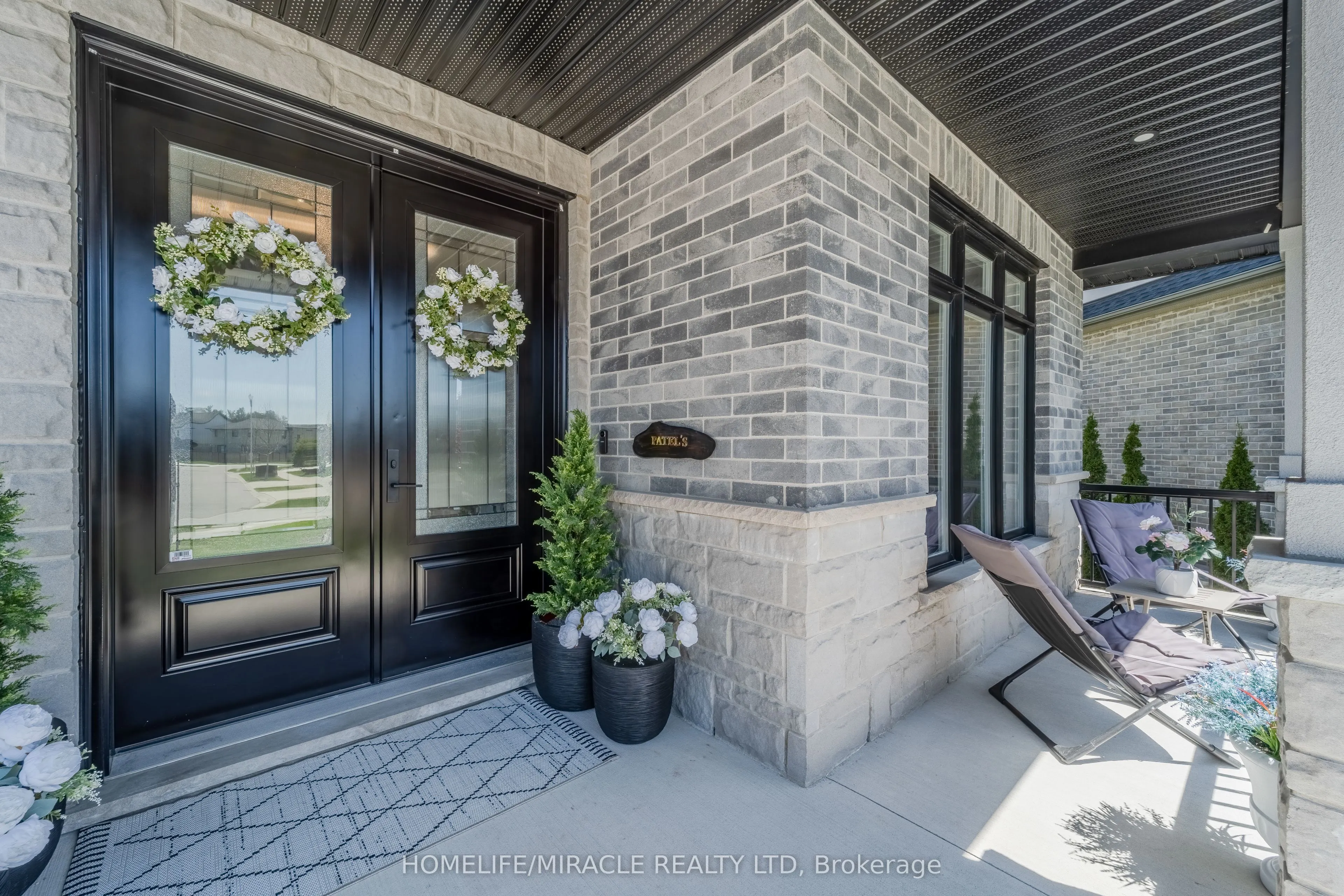 245 Tamarack Boulevard