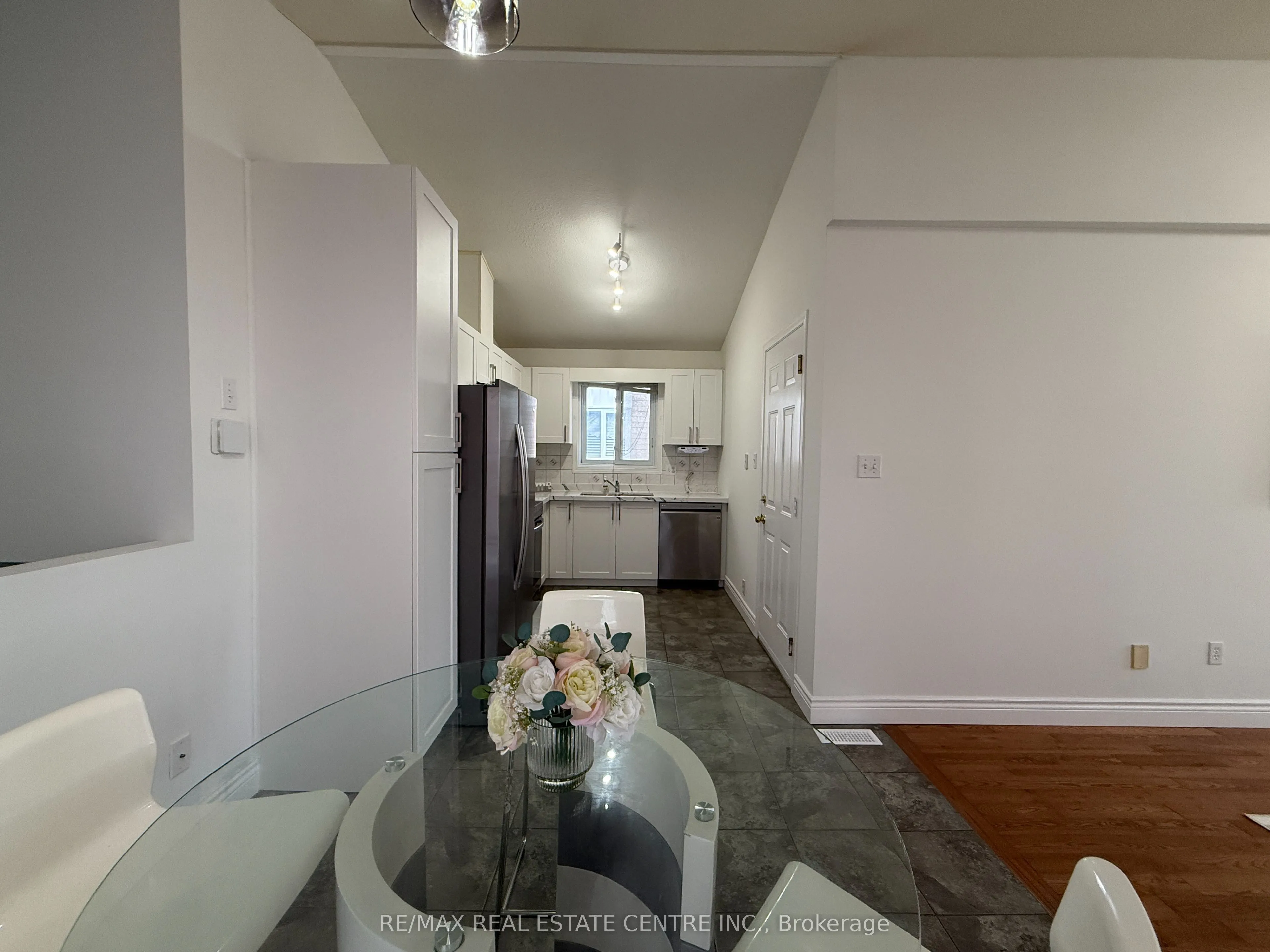168 Copper Leaf Street