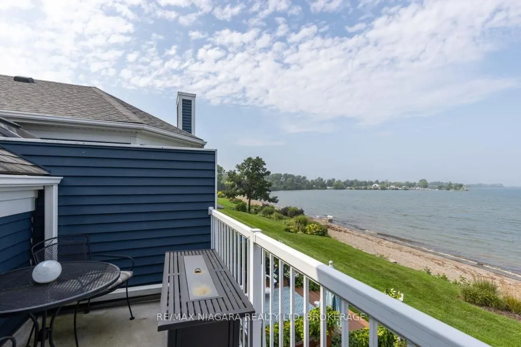7 Lakeside Drive #66