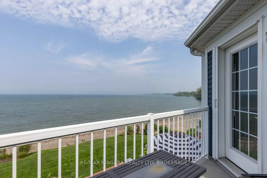 7 Lakeside Drive #66