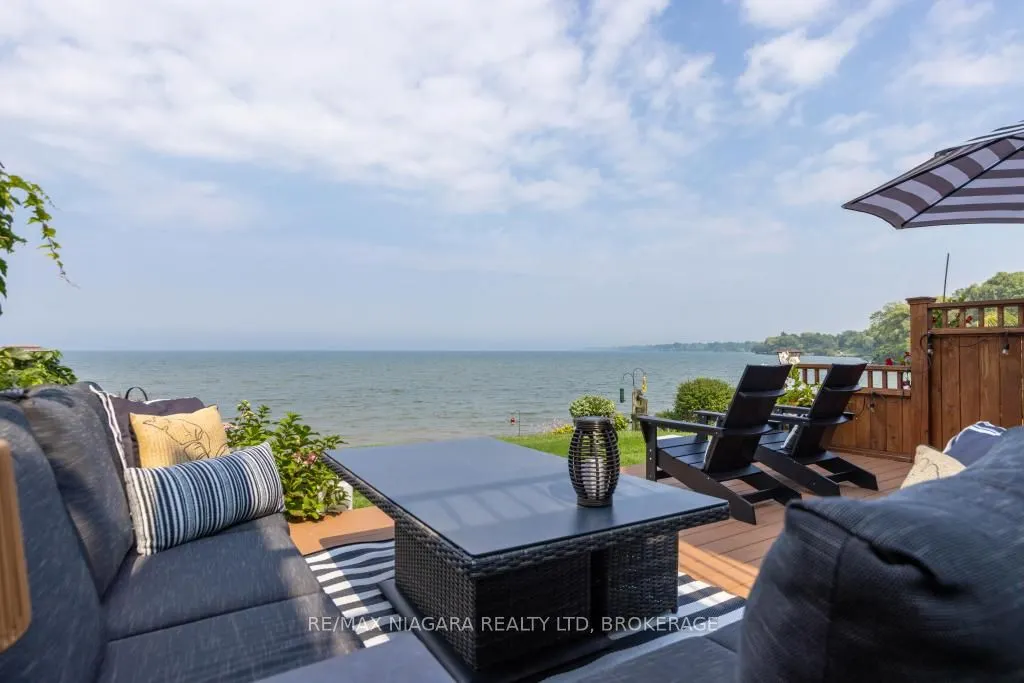 7 Lakeside Drive #66