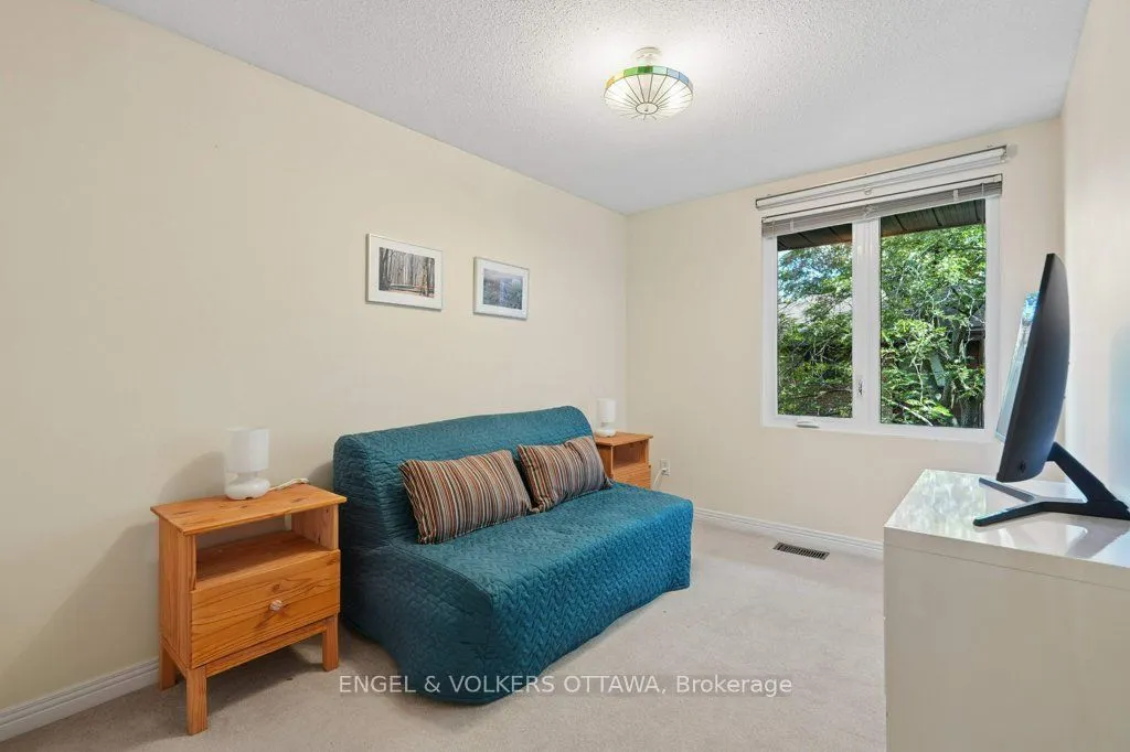 535 Hilson Avenue #4