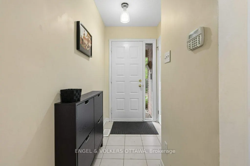 535 Hilson Avenue #4
