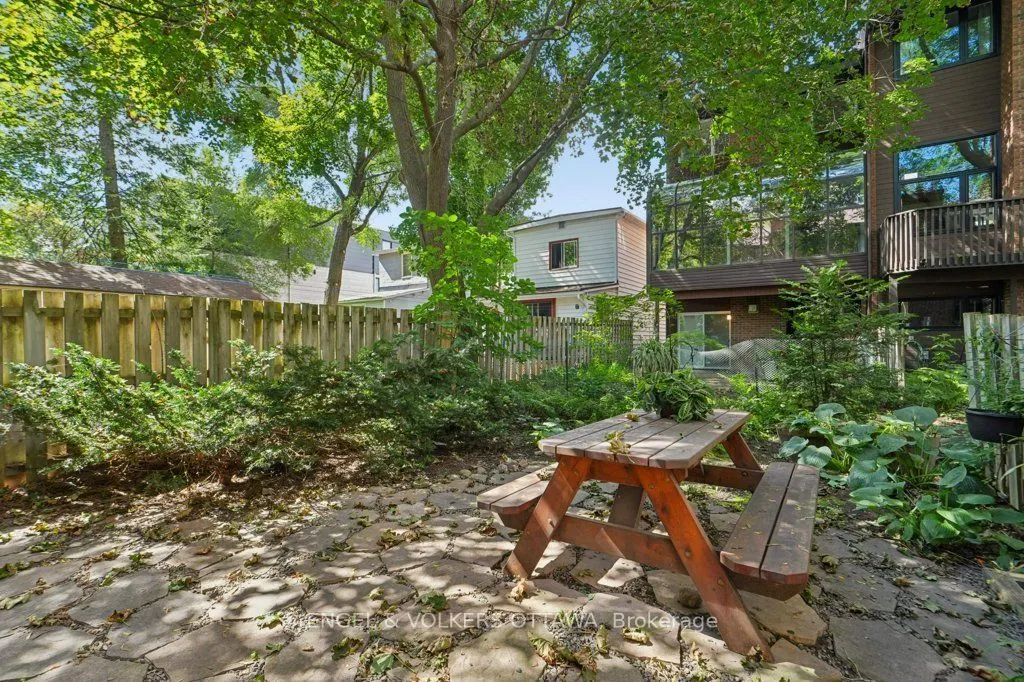 535 Hilson Avenue #4