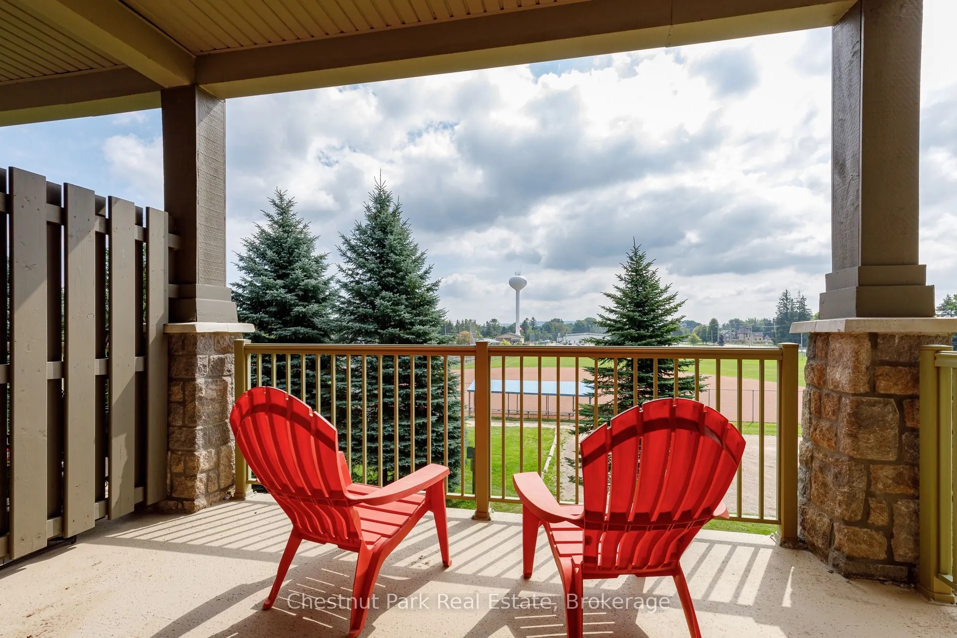 27 Beaver Street #208