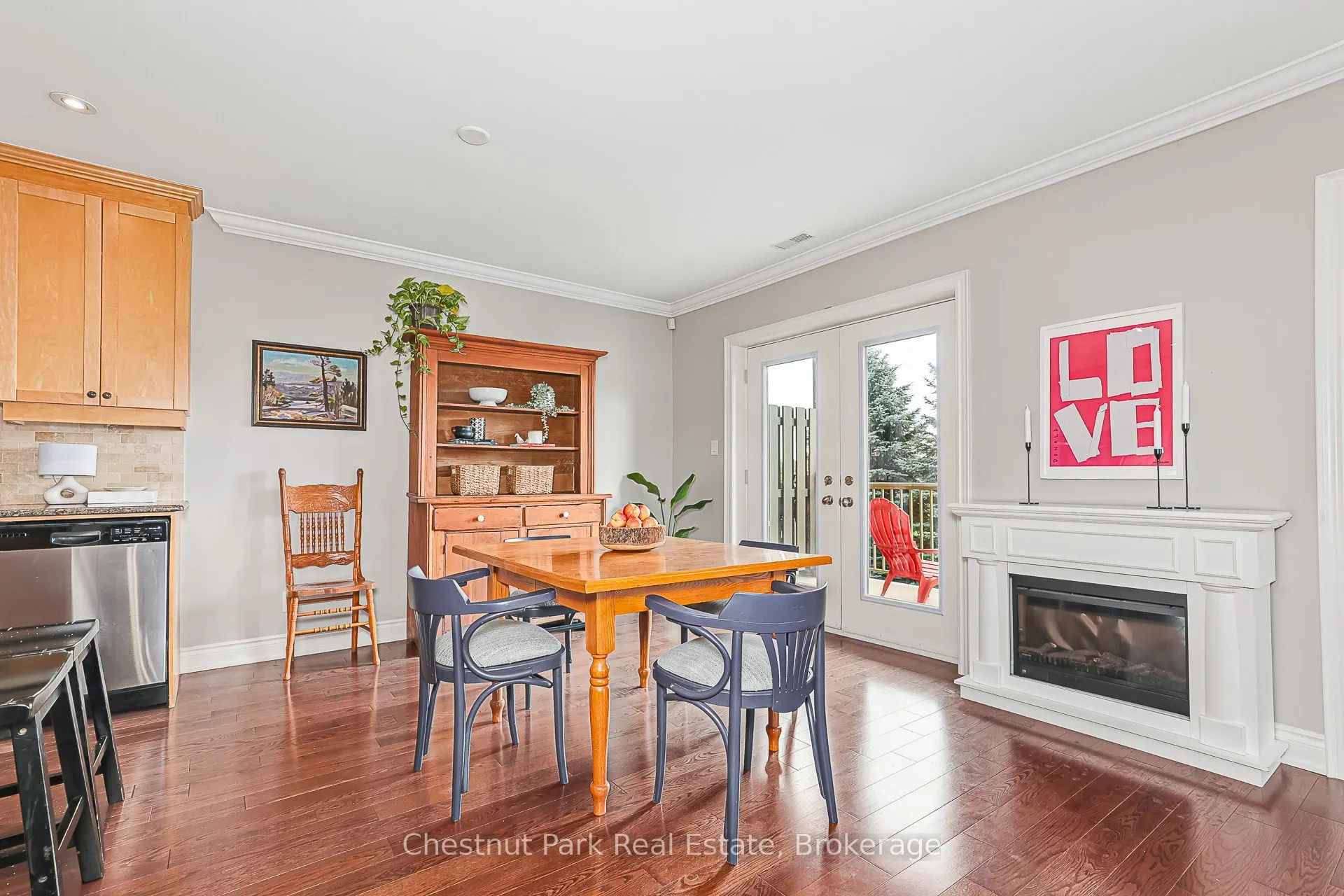 27 Beaver Street #208