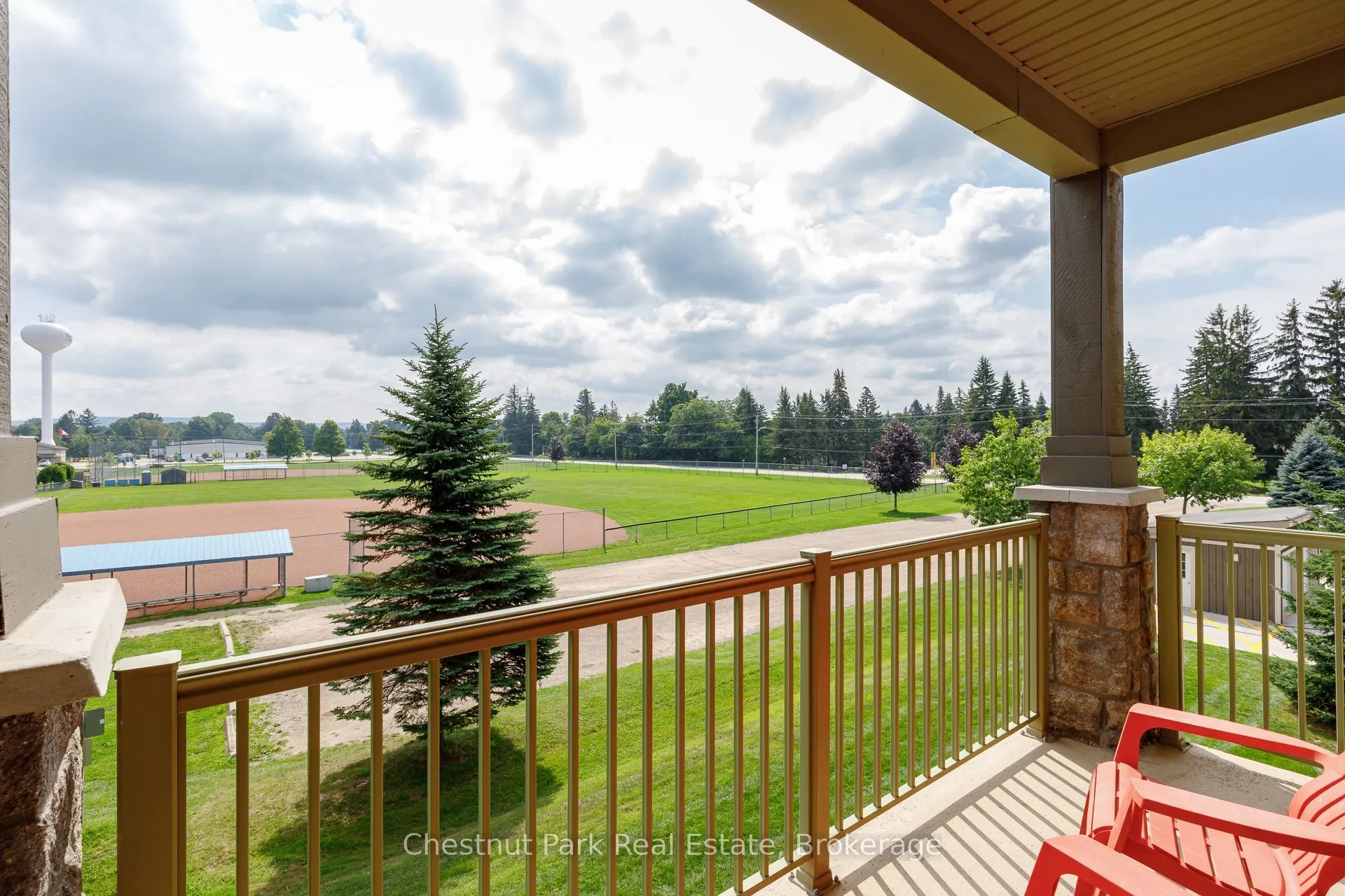 27 Beaver Street #208
