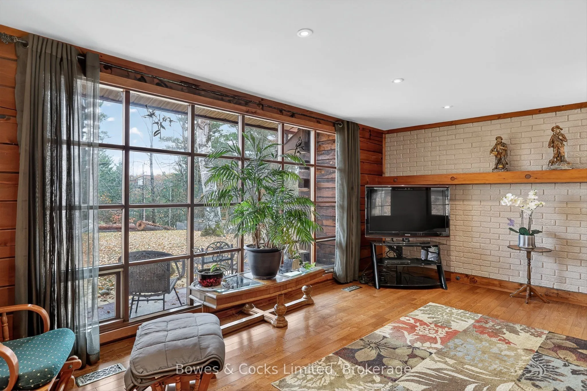 82 Bay Lake Road
