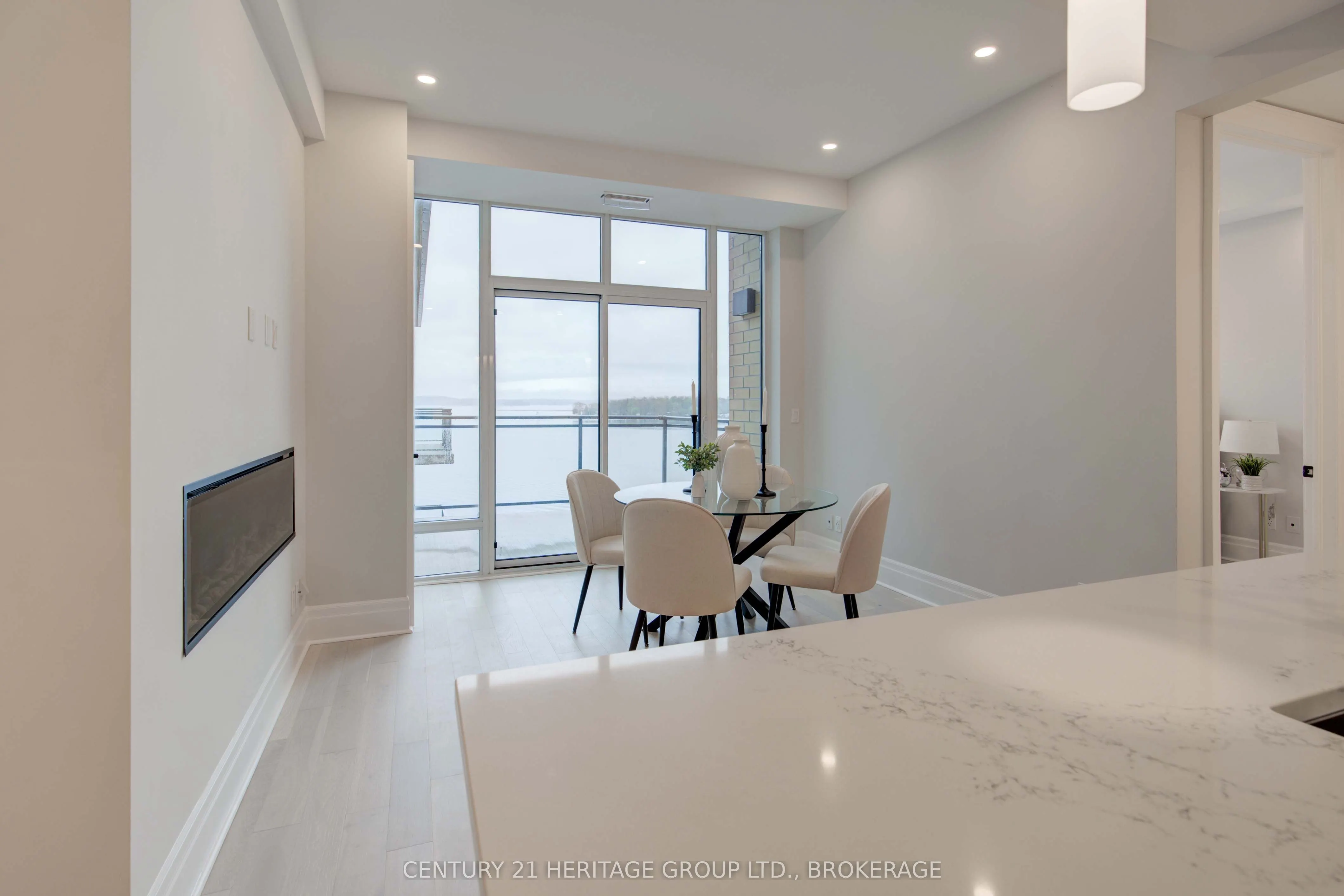 129 South Street #607
