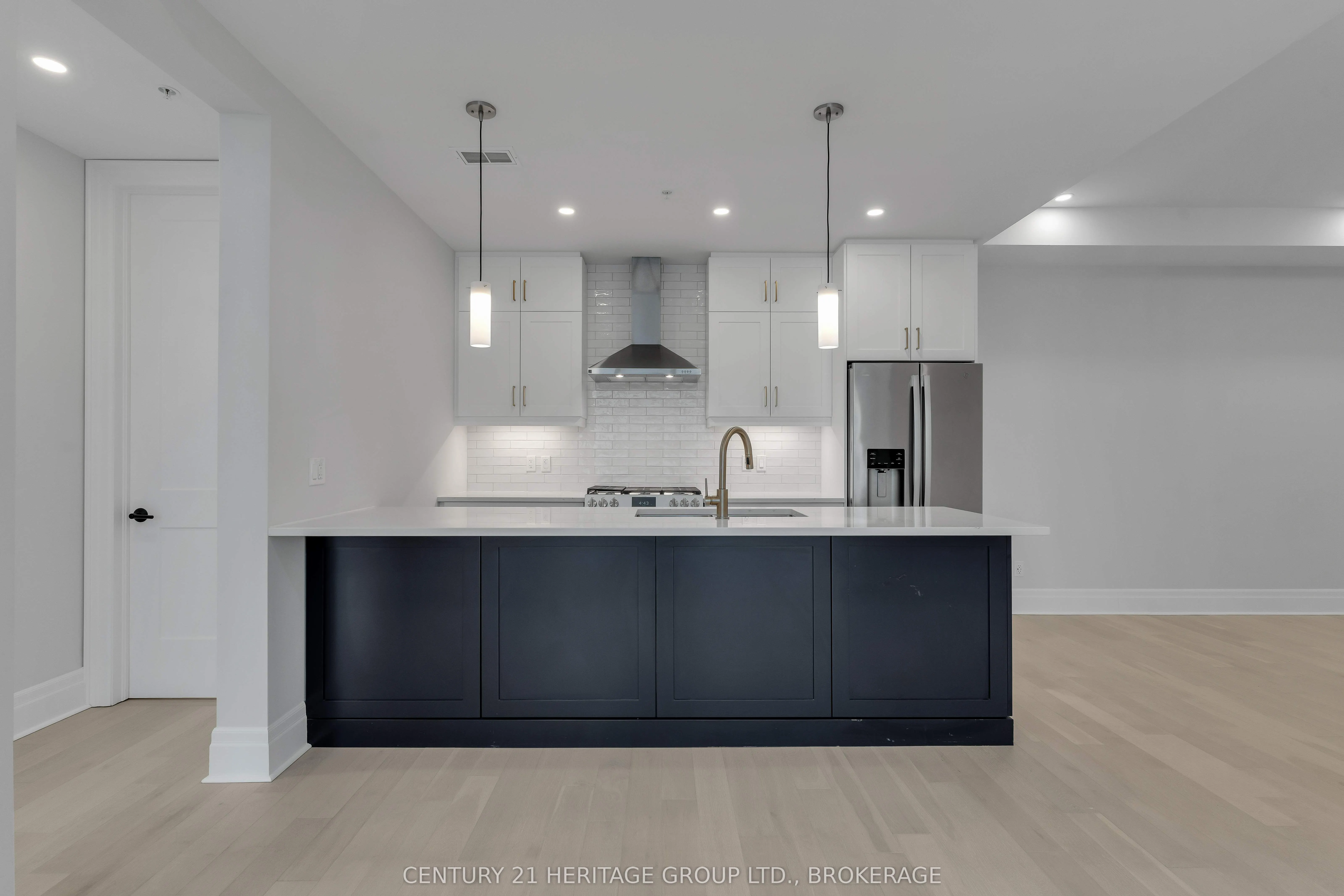 129 South Street #607