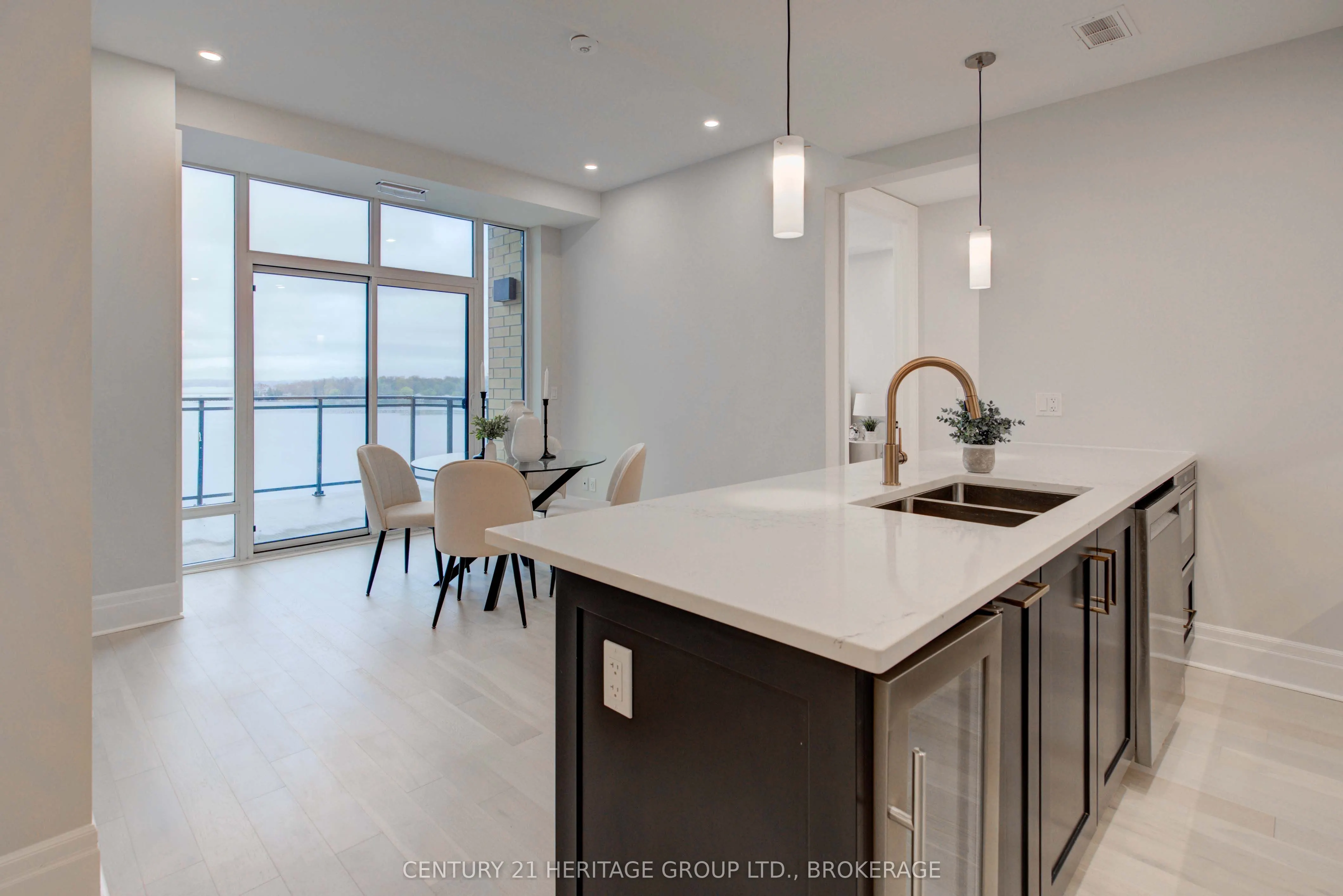 129 South Street #607