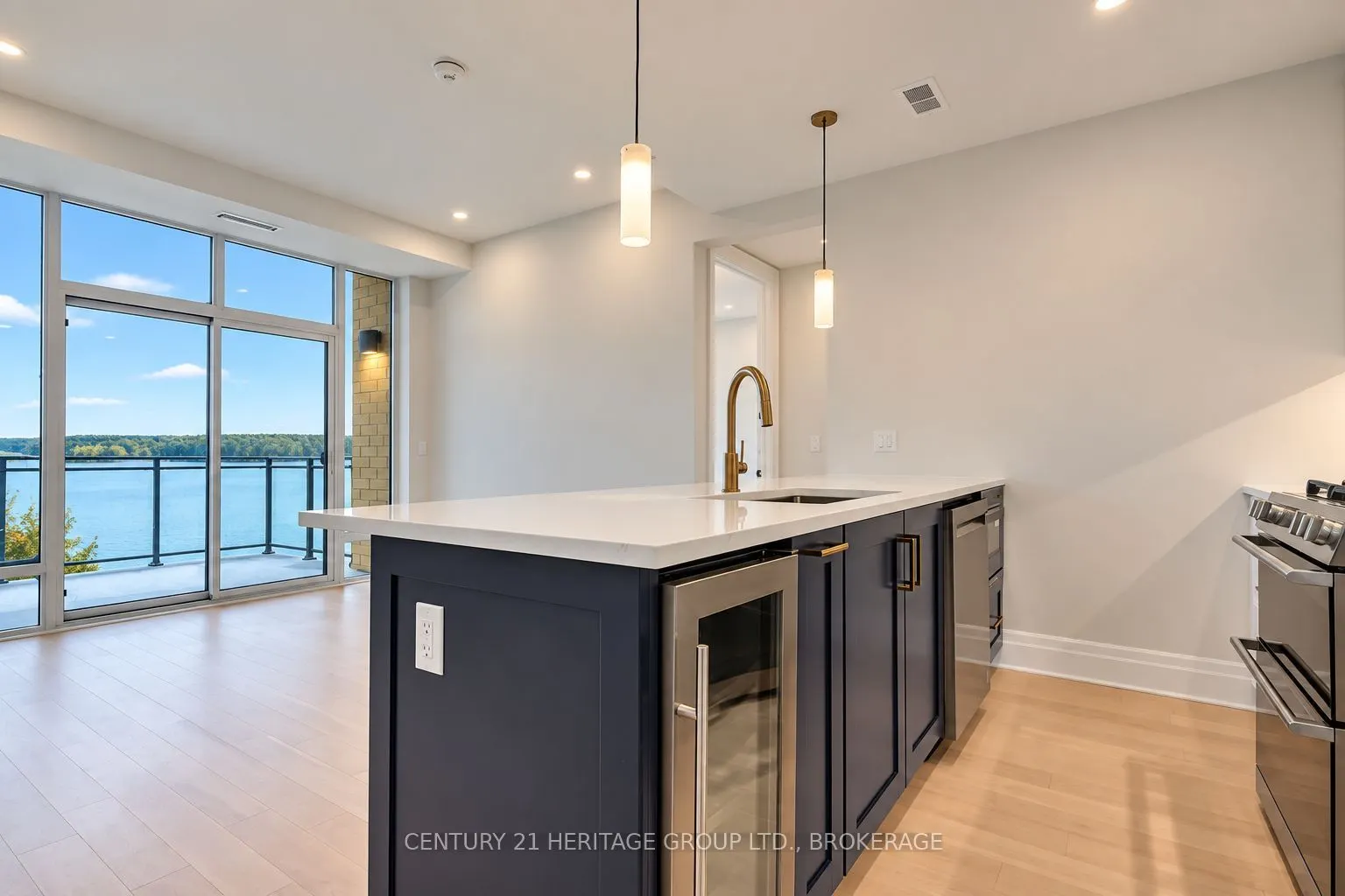 129 South Street #607