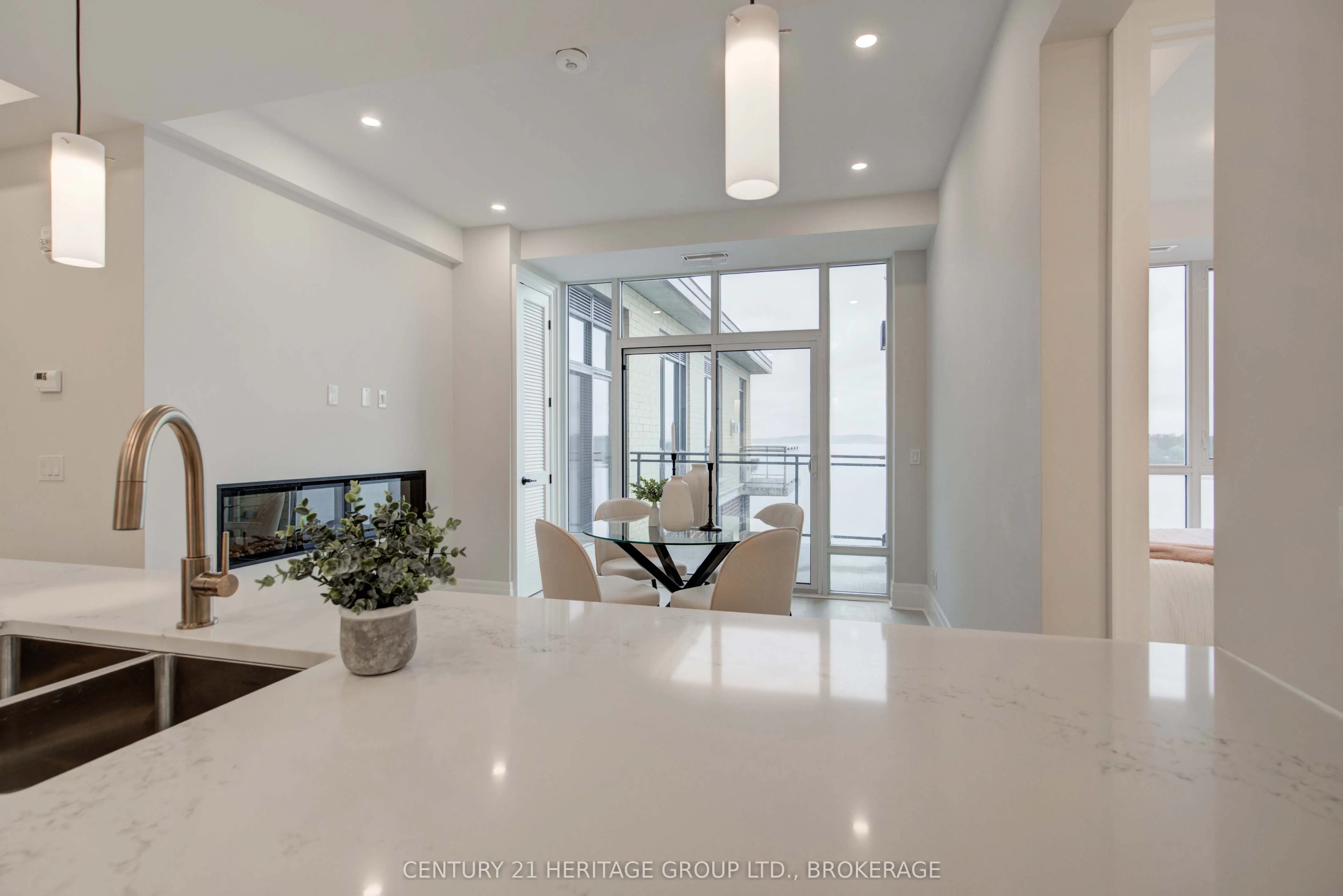 129 South Street #607