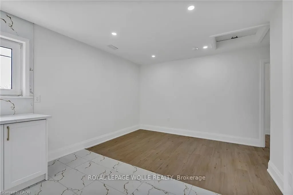 581 Lancaster Street W #2