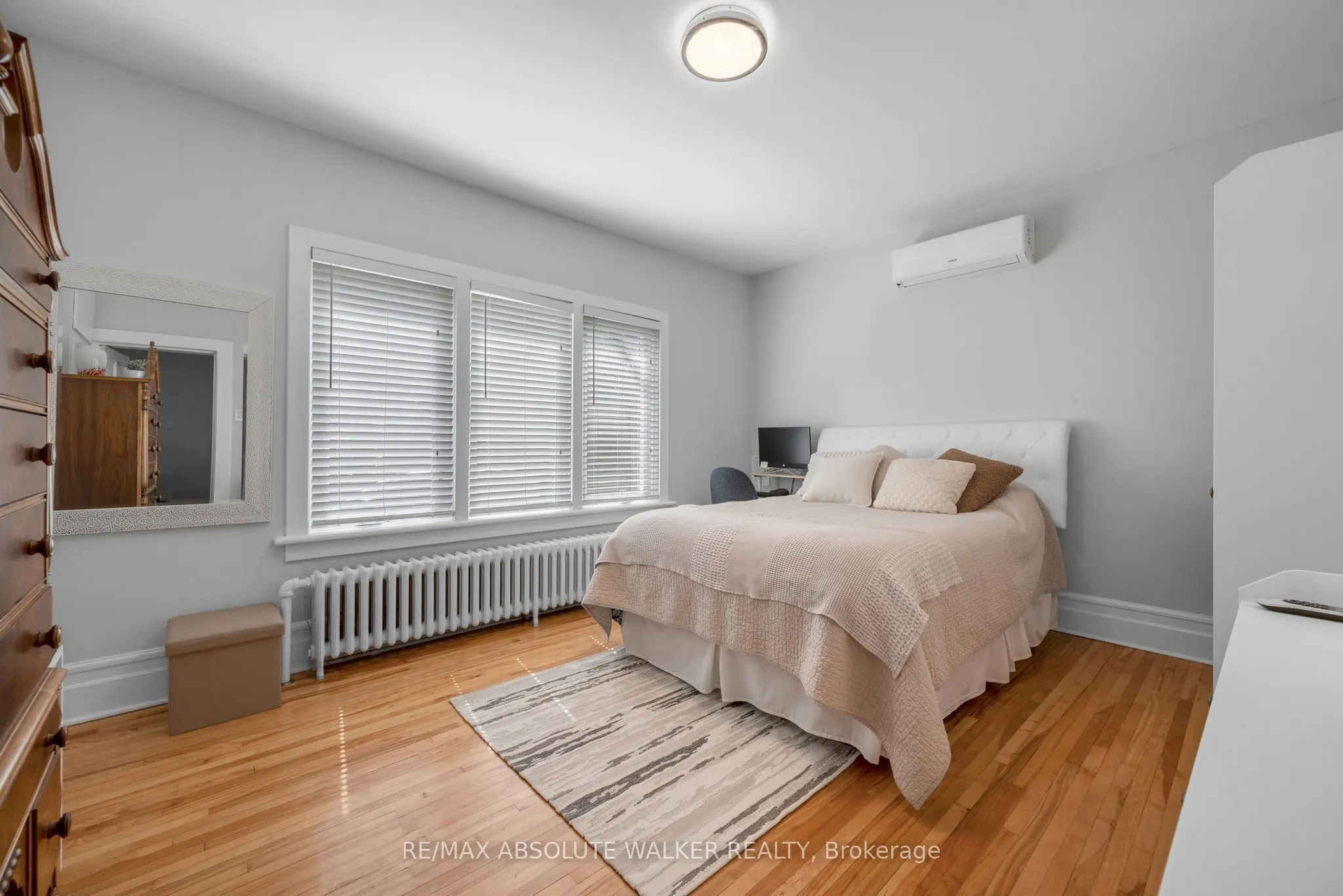 120 Strathcona Avenue