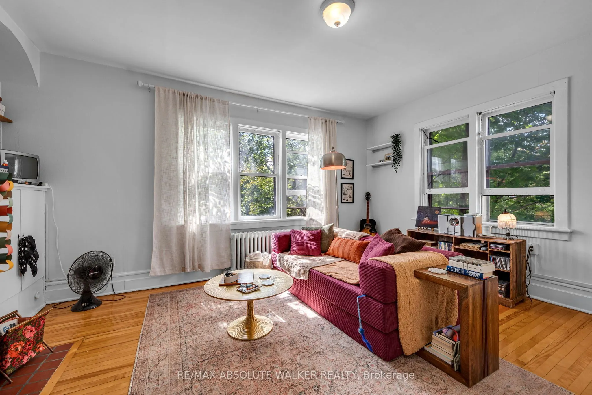 120 Strathcona Avenue