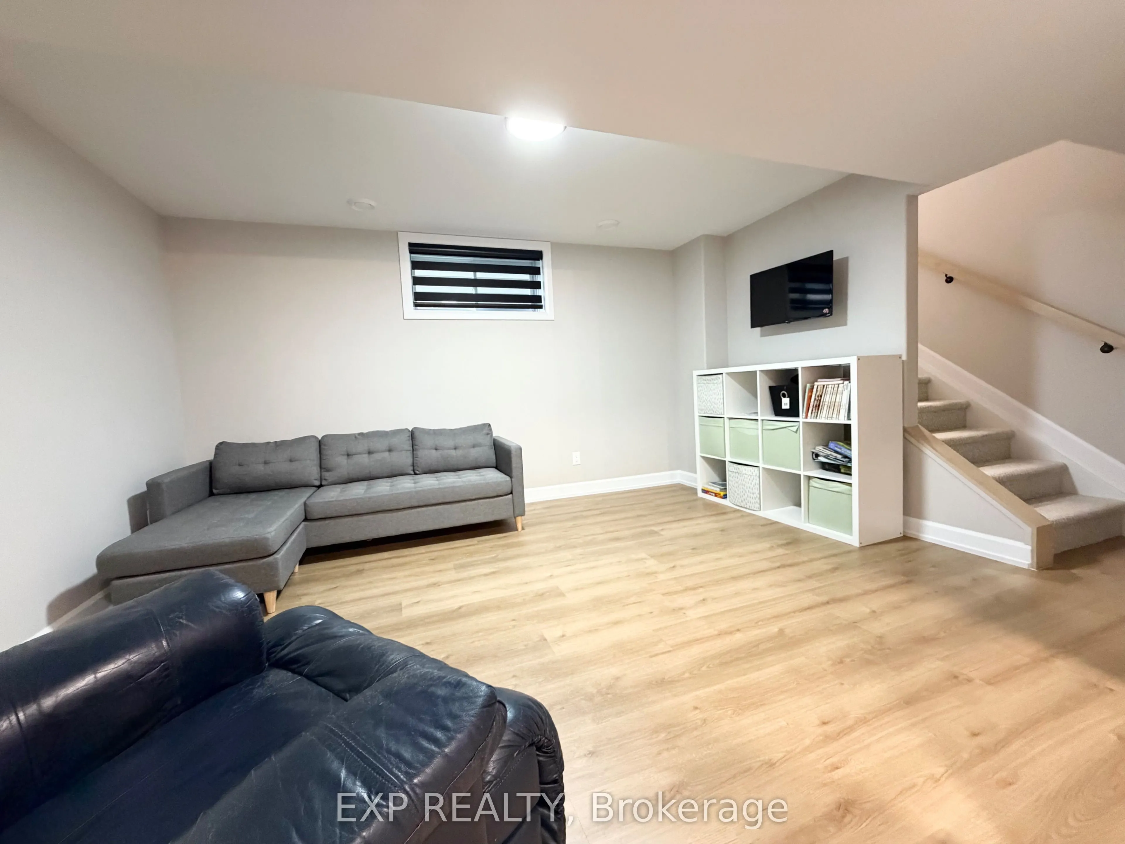 1202 Montblanc Crescent