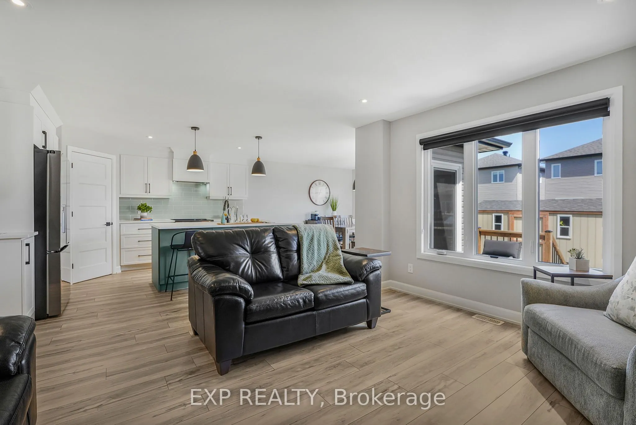1202 Montblanc Crescent