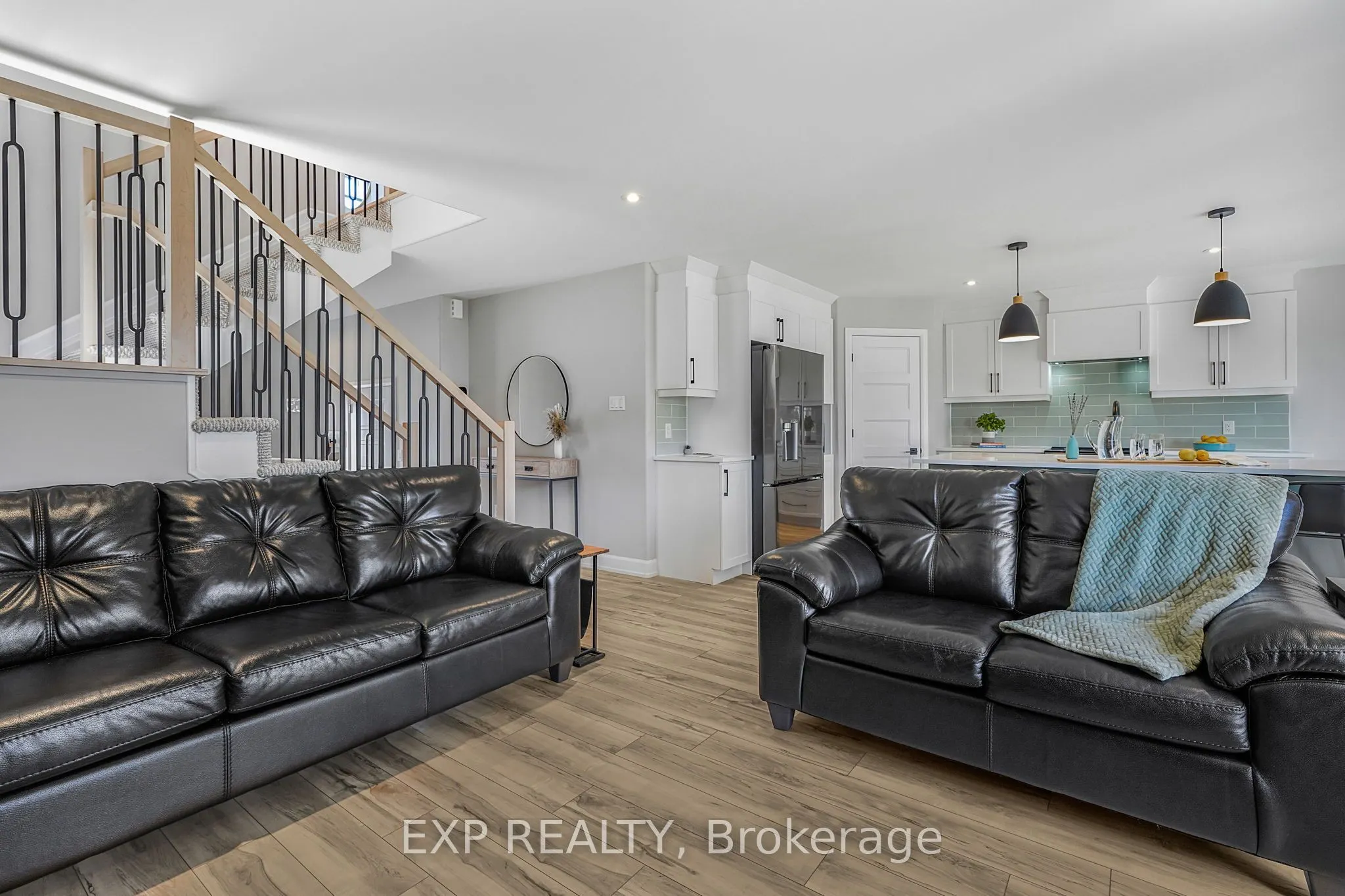 1202 Montblanc Crescent