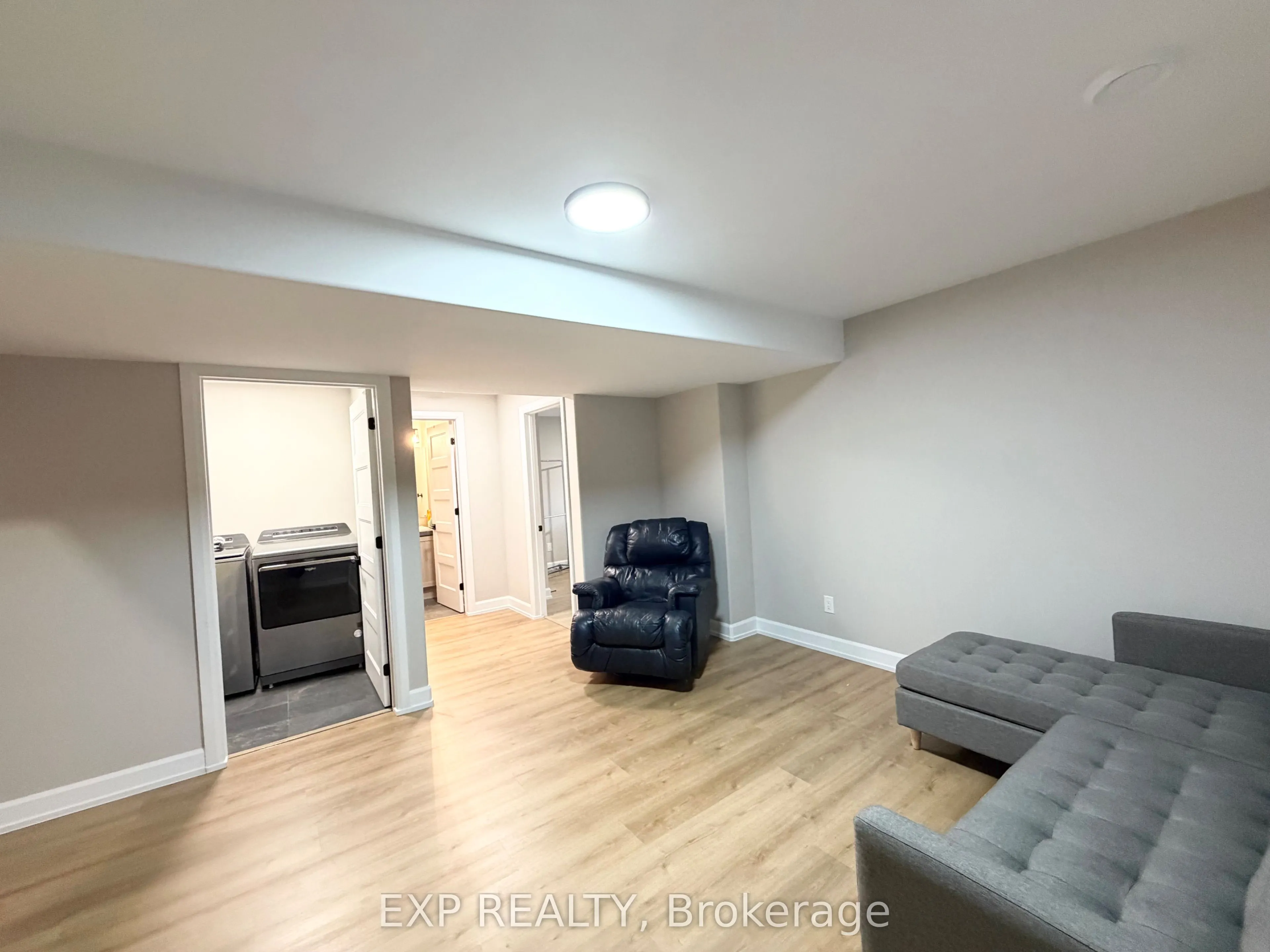 1202 Montblanc Crescent