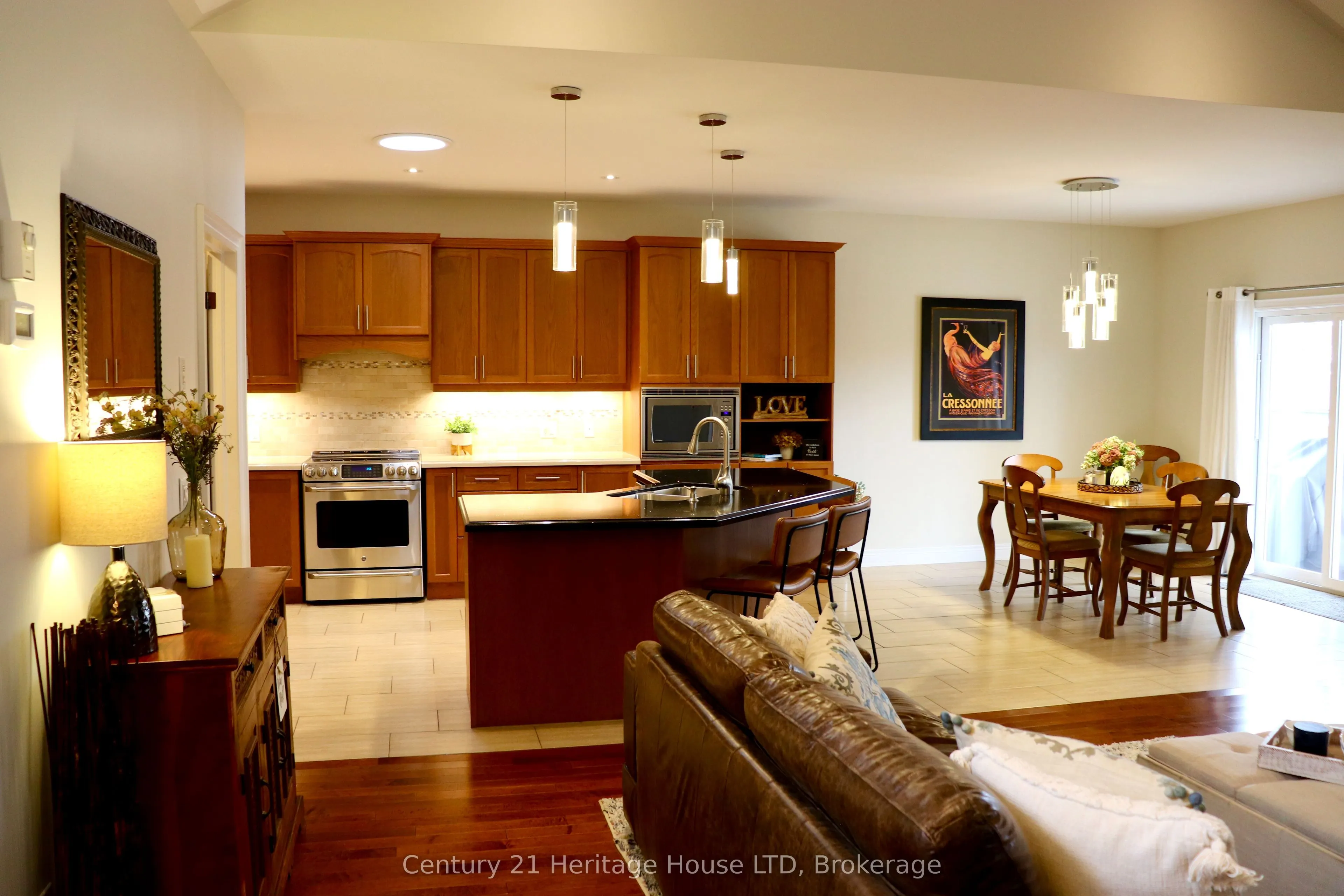 3984 VILLAGE CREEK Drive