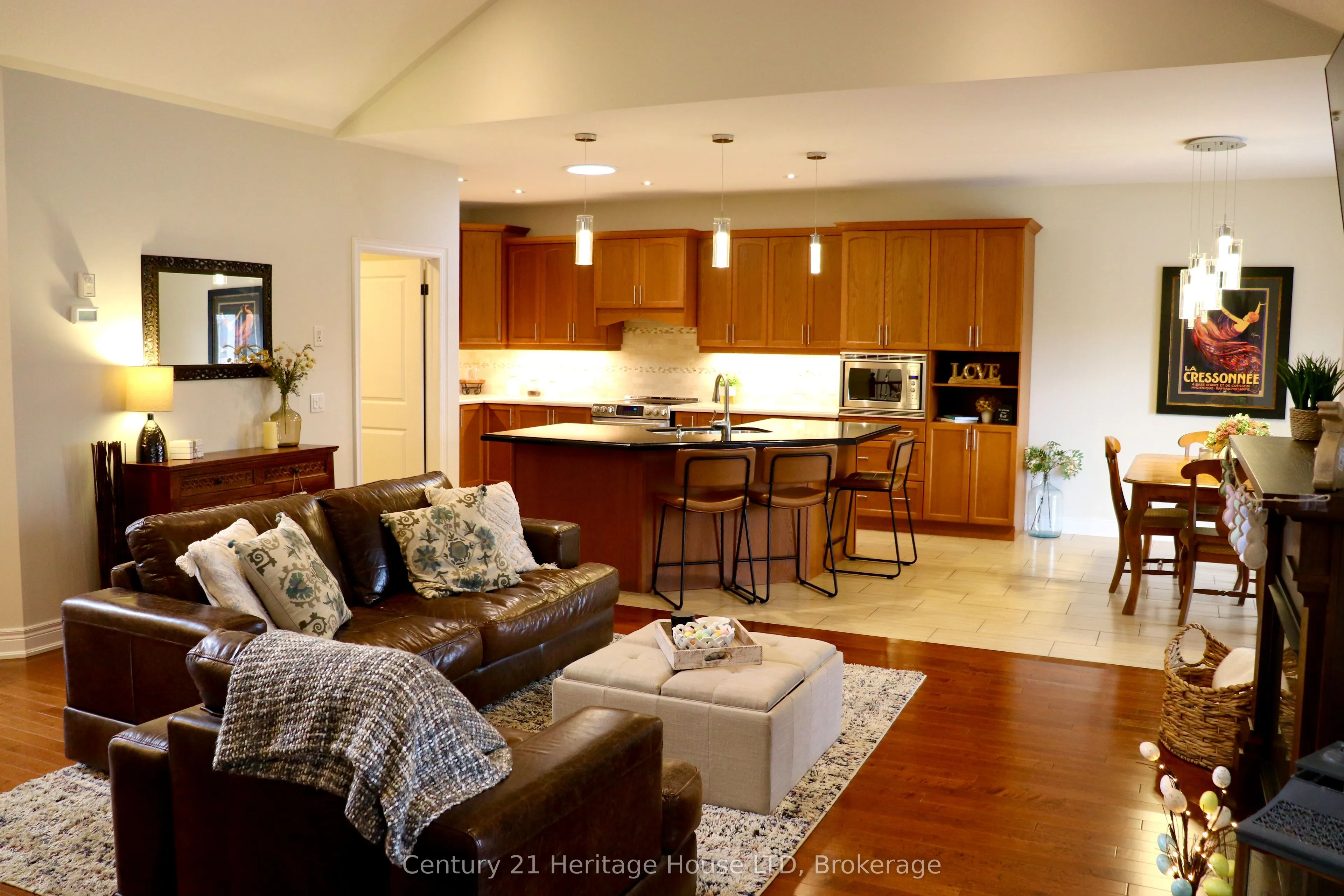 3984 VILLAGE CREEK Drive