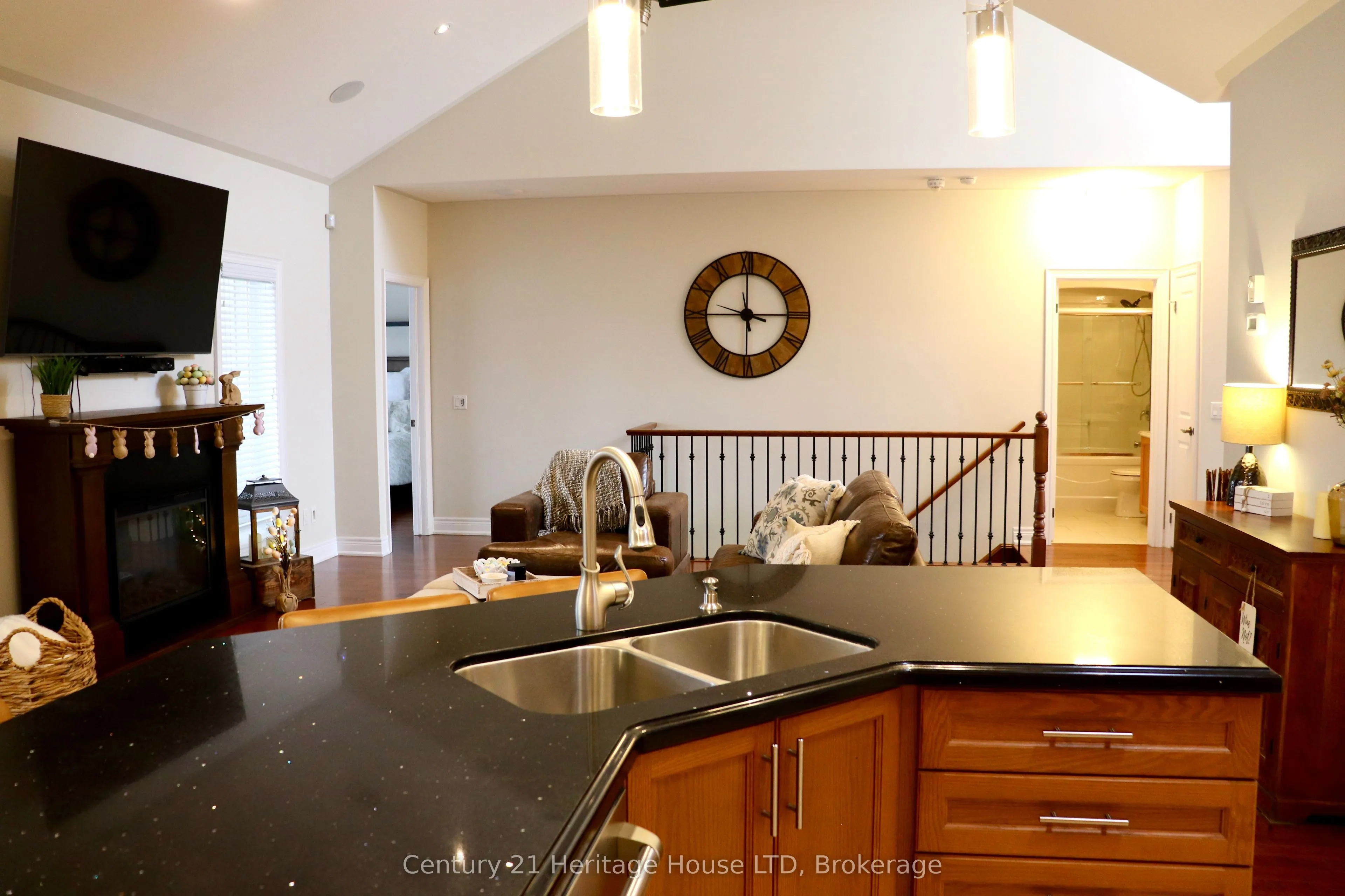3984 VILLAGE CREEK Drive