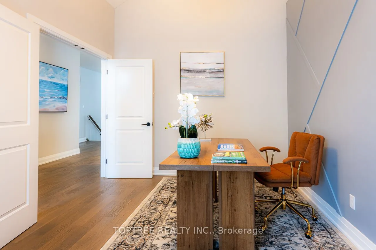 2290 Torrey Pines Way #29