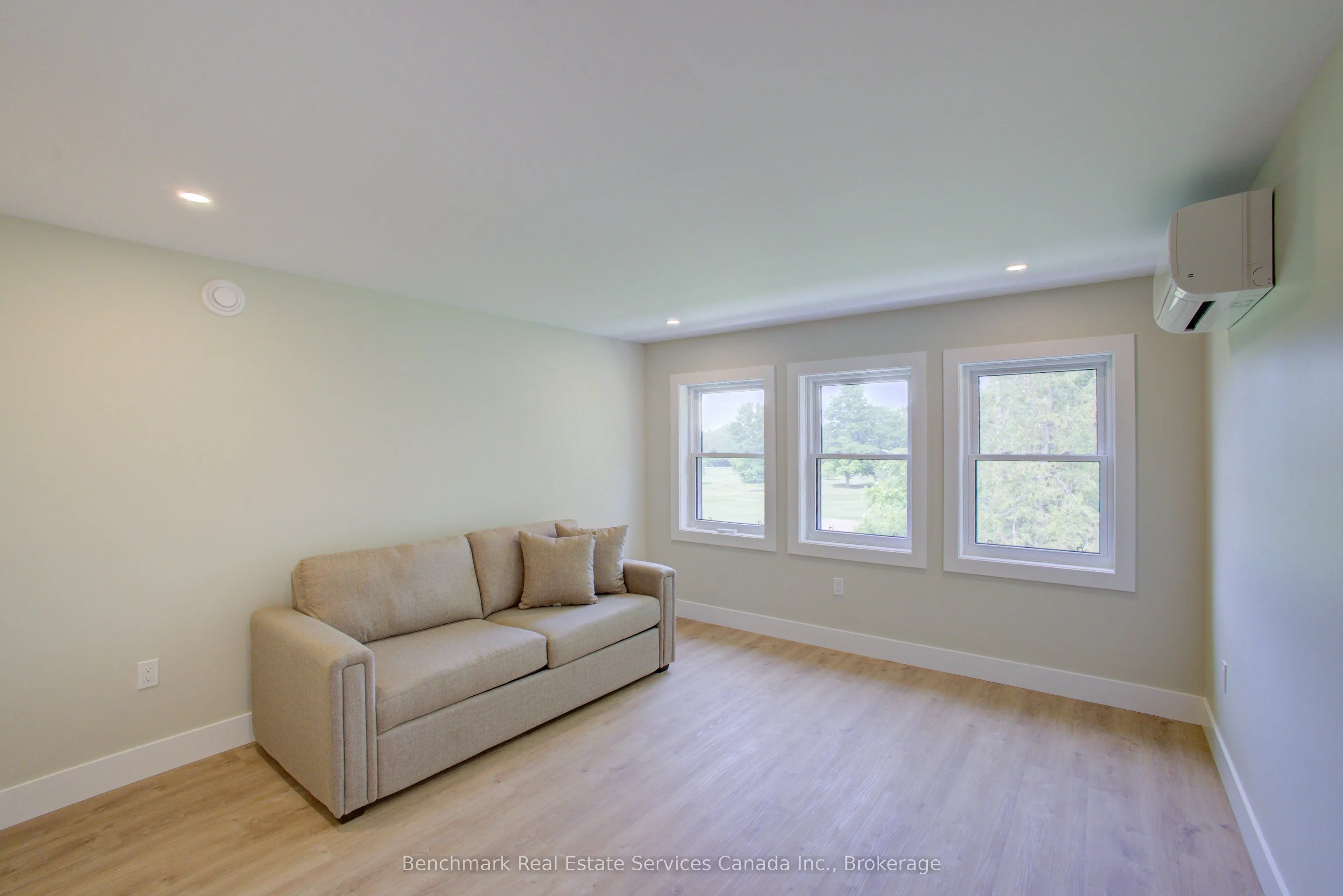 1182 Queen Street #18
