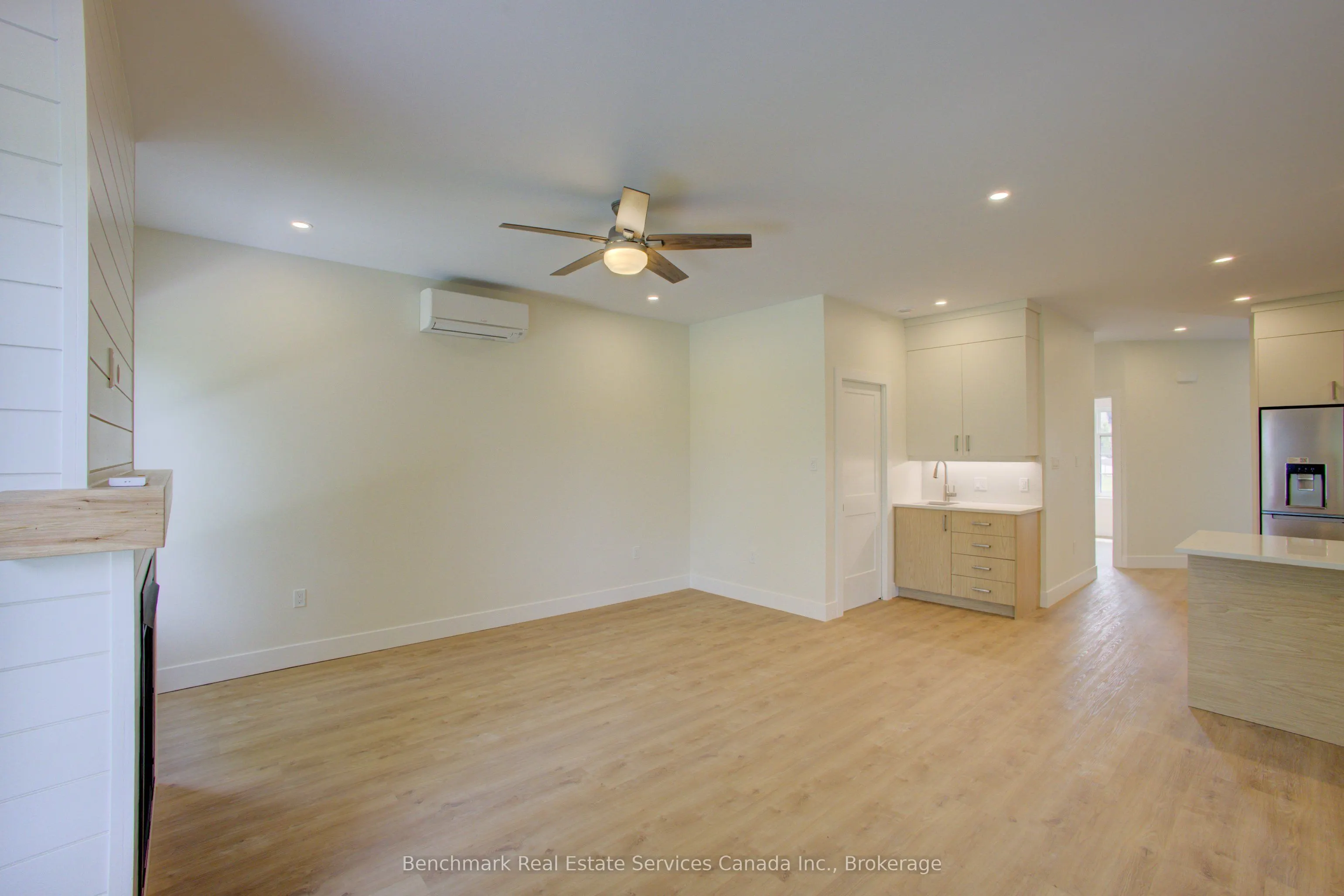 1182 Queen Street #18