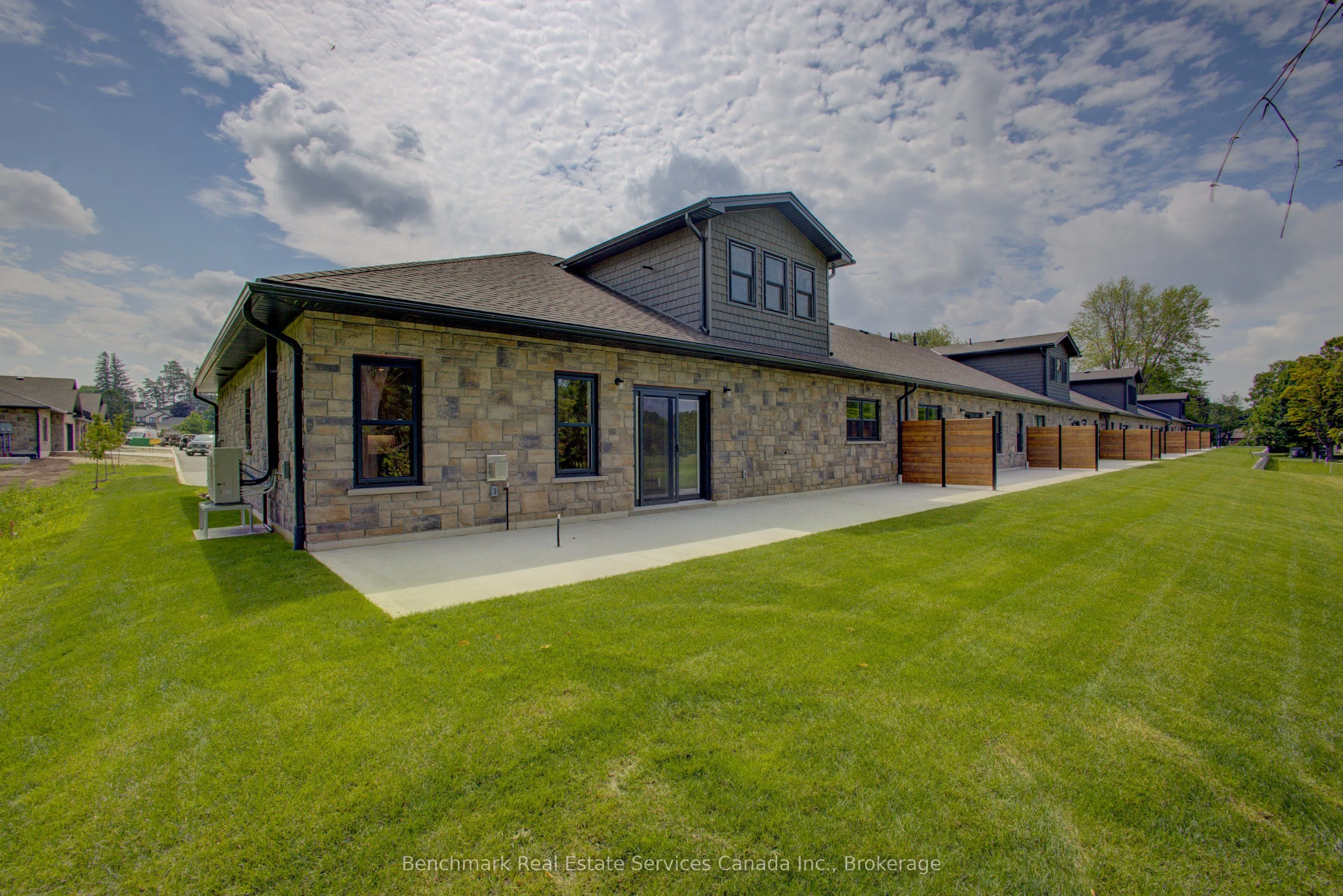 1182 Queen Street #18