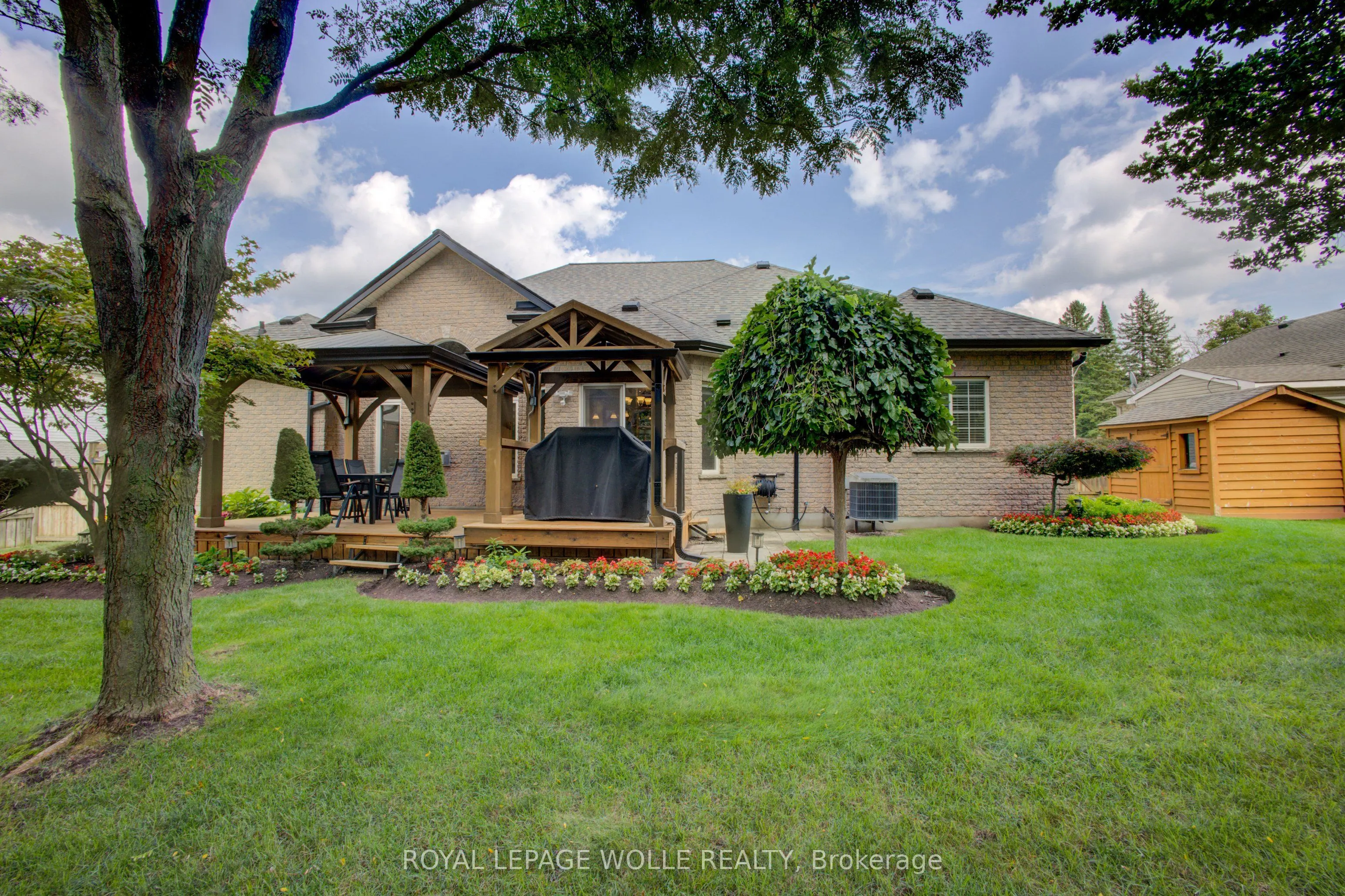 457 Caryndale Drive
