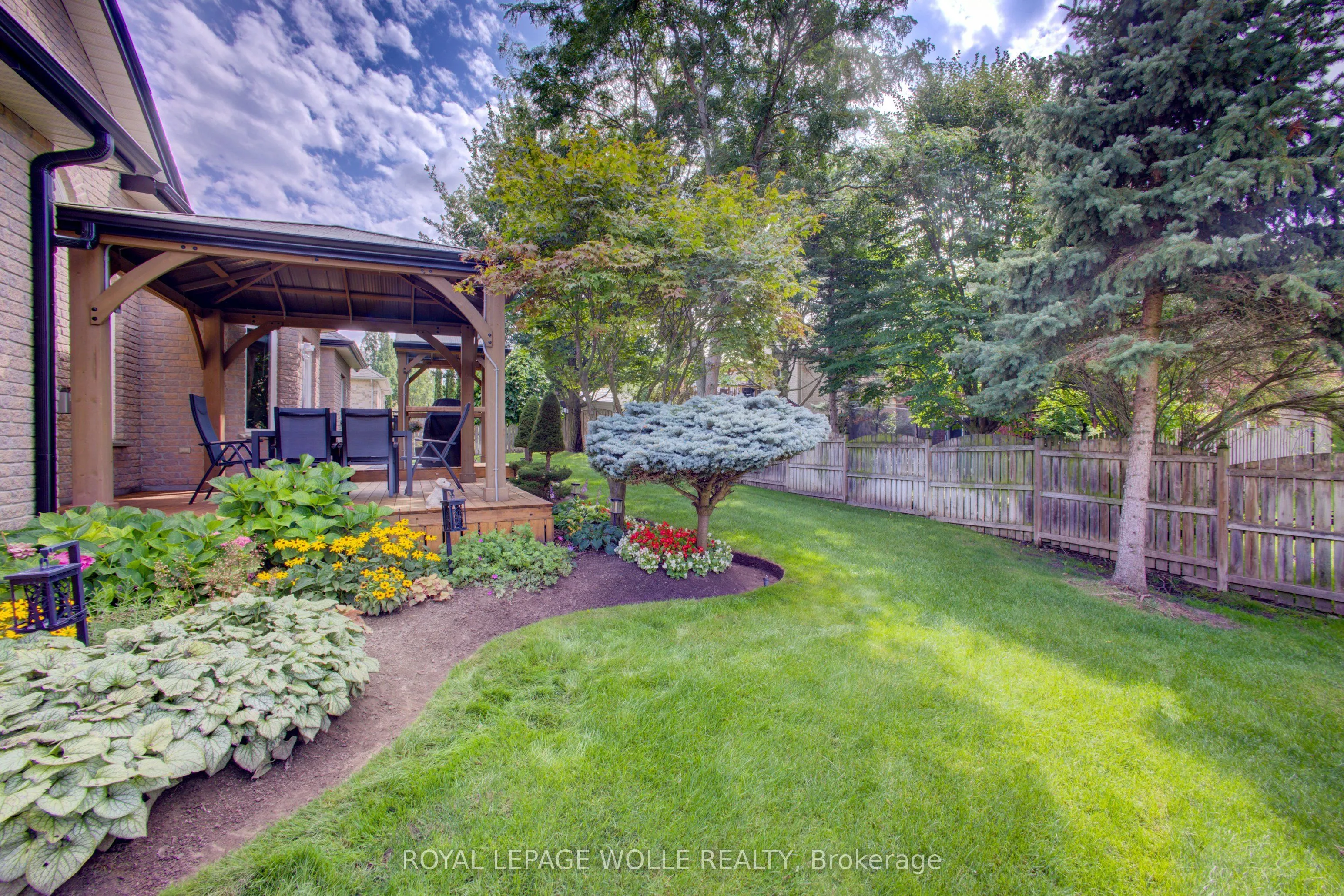 457 Caryndale Drive