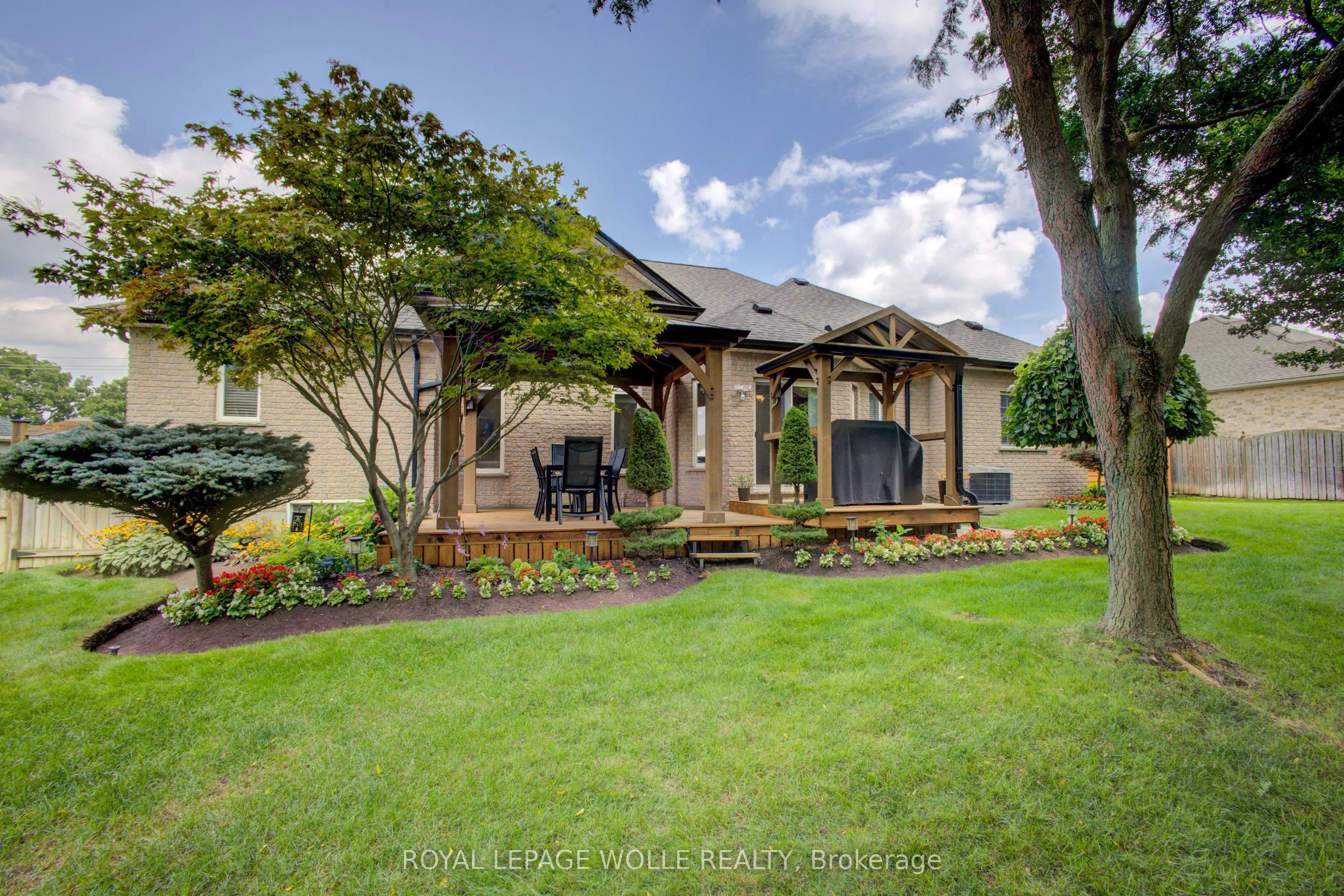 457 Caryndale Drive