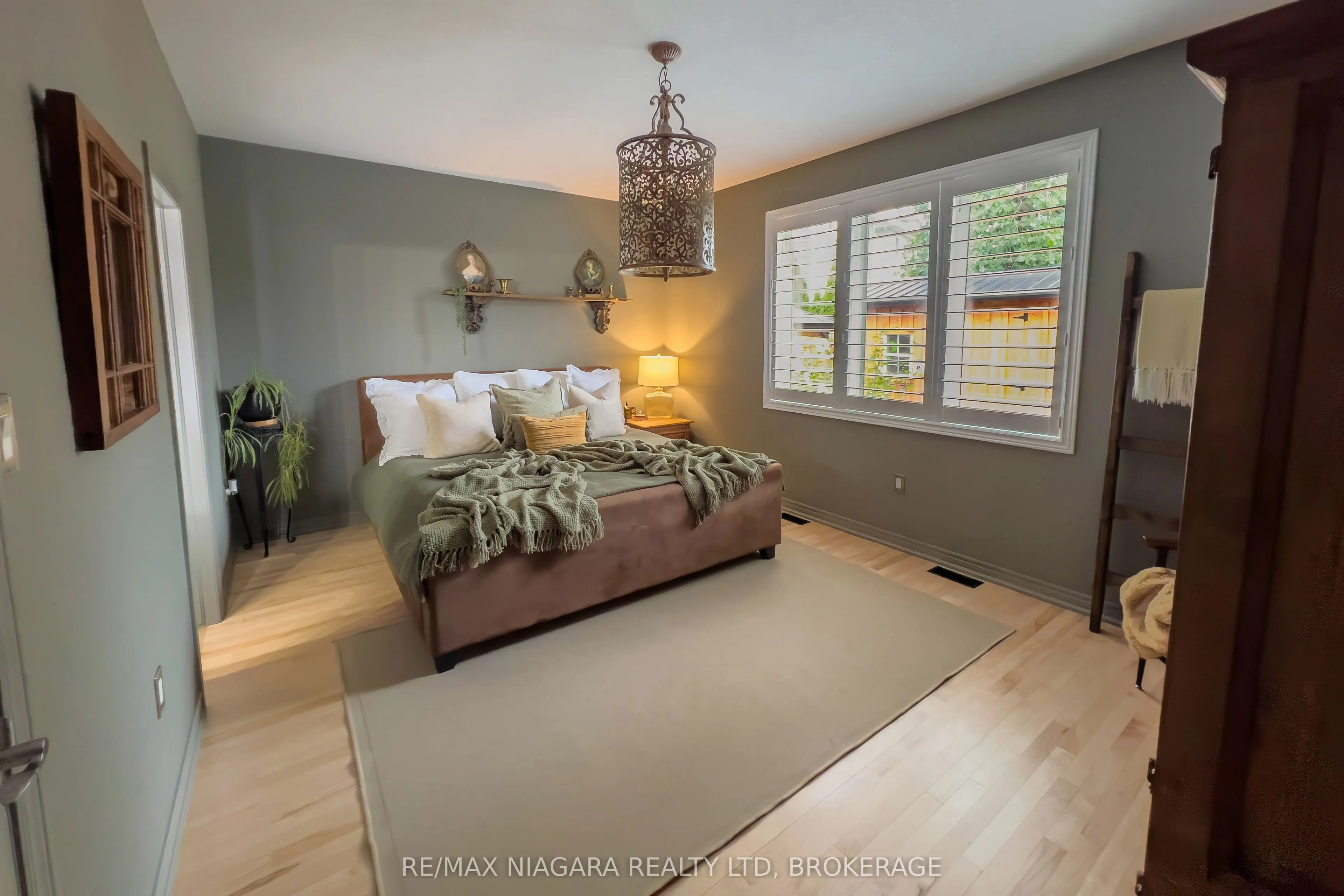 436 RIDGEWAY Road