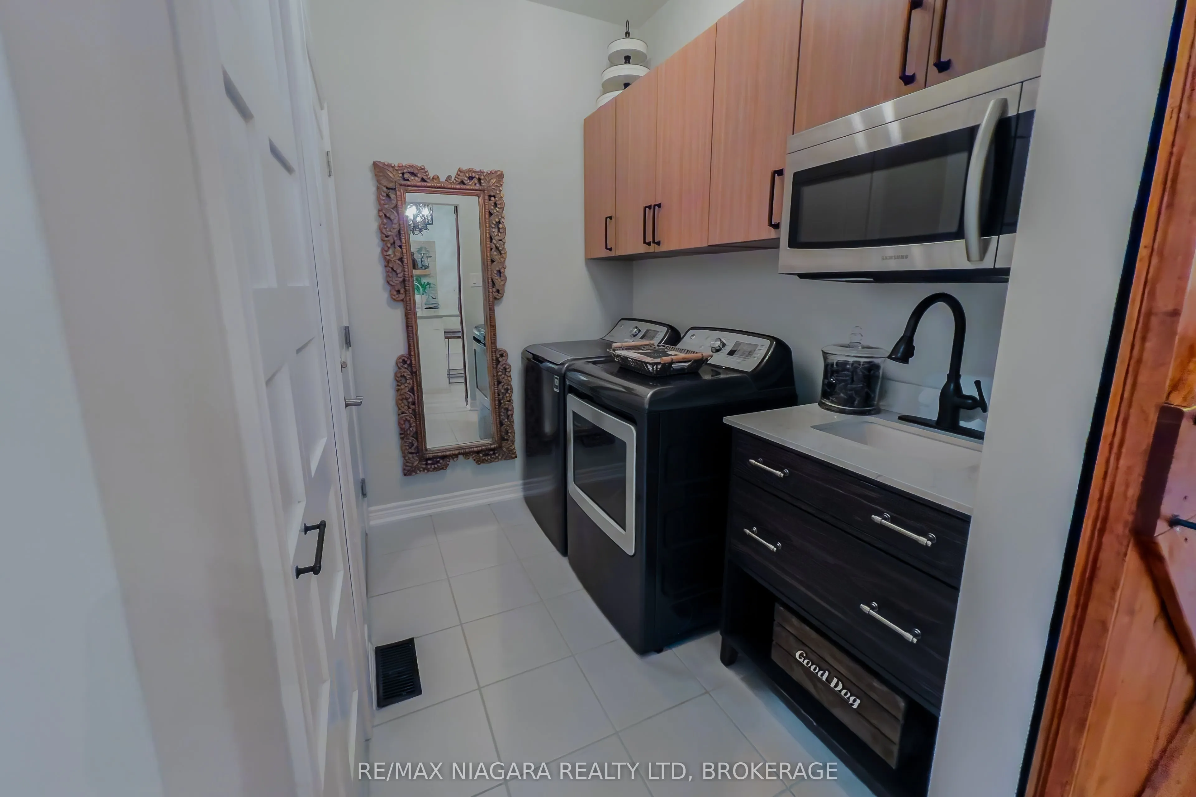 436 RIDGEWAY Road