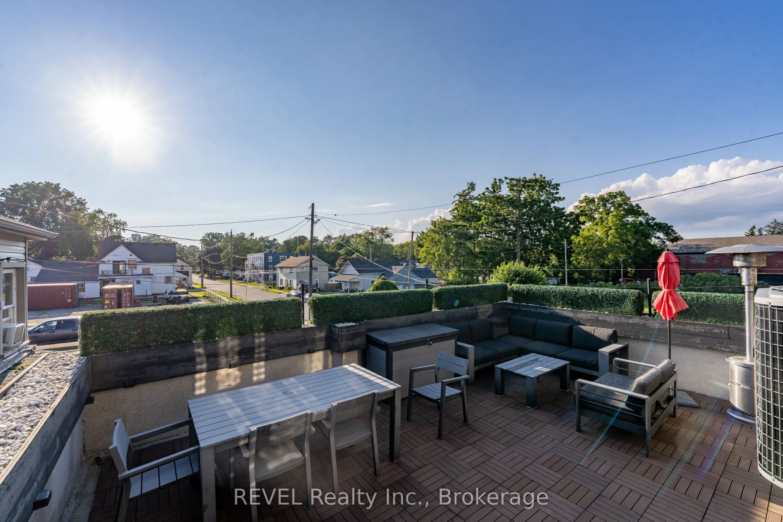 111 Niagara Boulevard #1