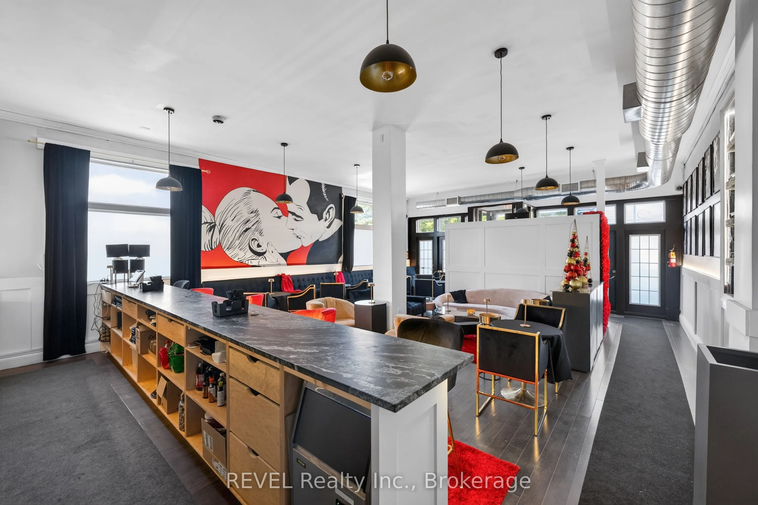 111 Niagara Boulevard #1
