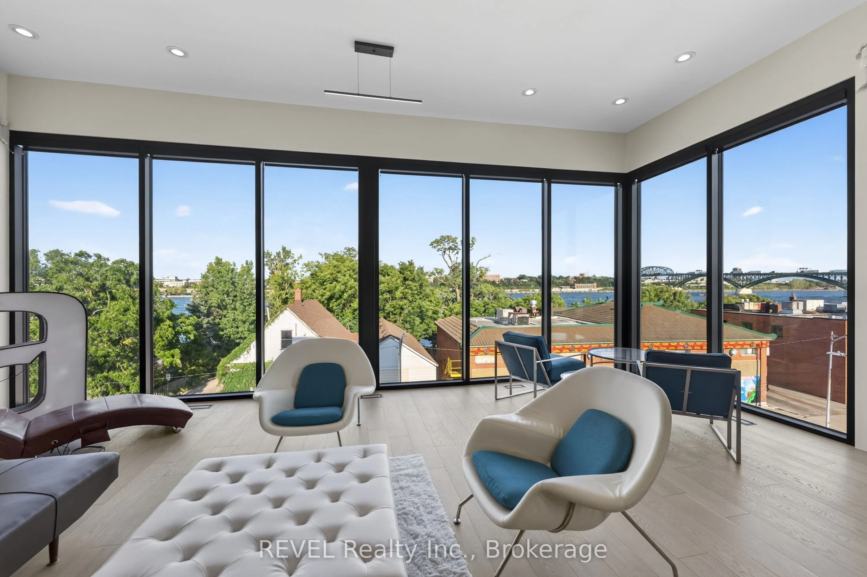 111 Niagara Boulevard #1