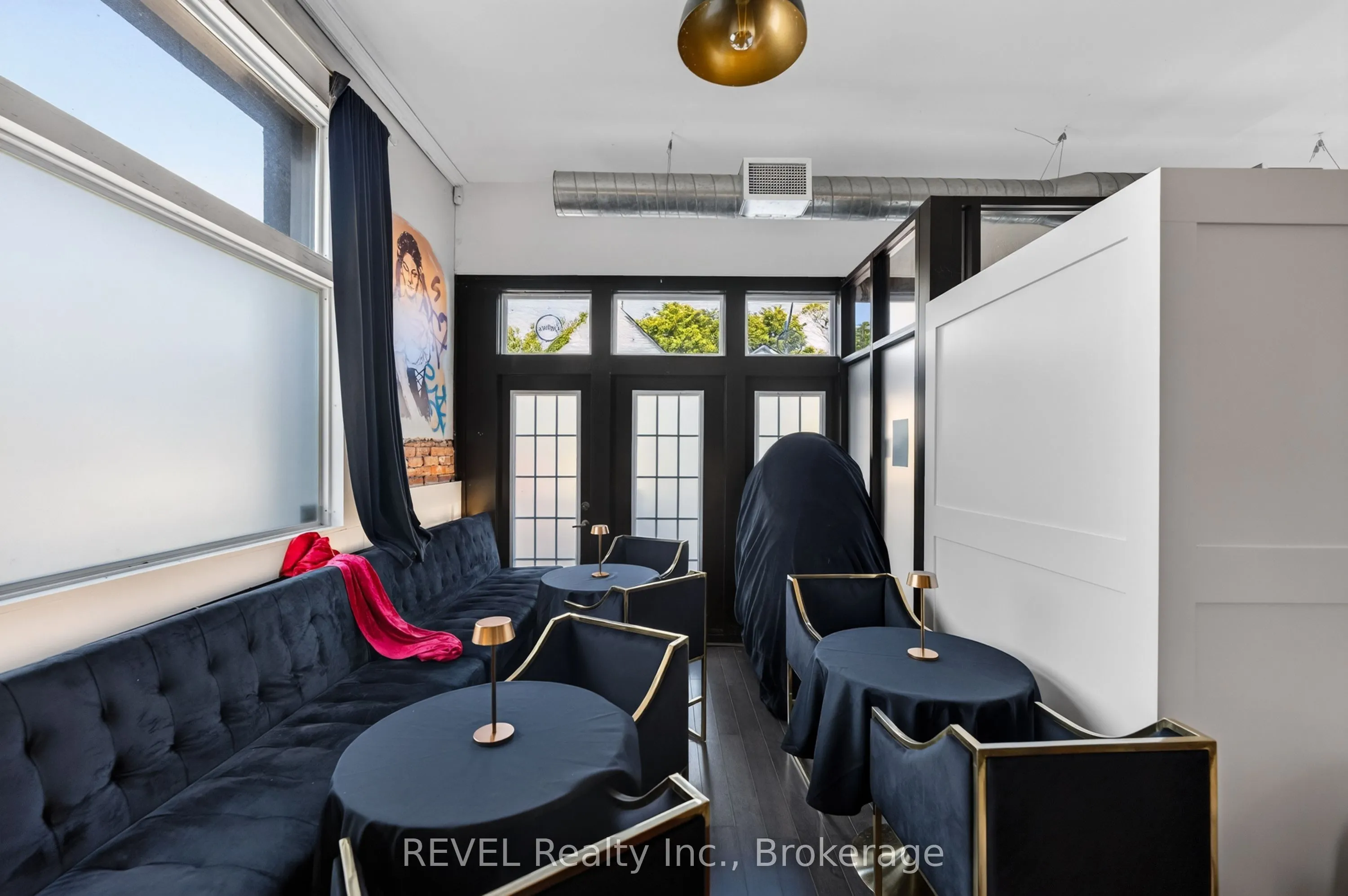 111 Niagara Boulevard #1