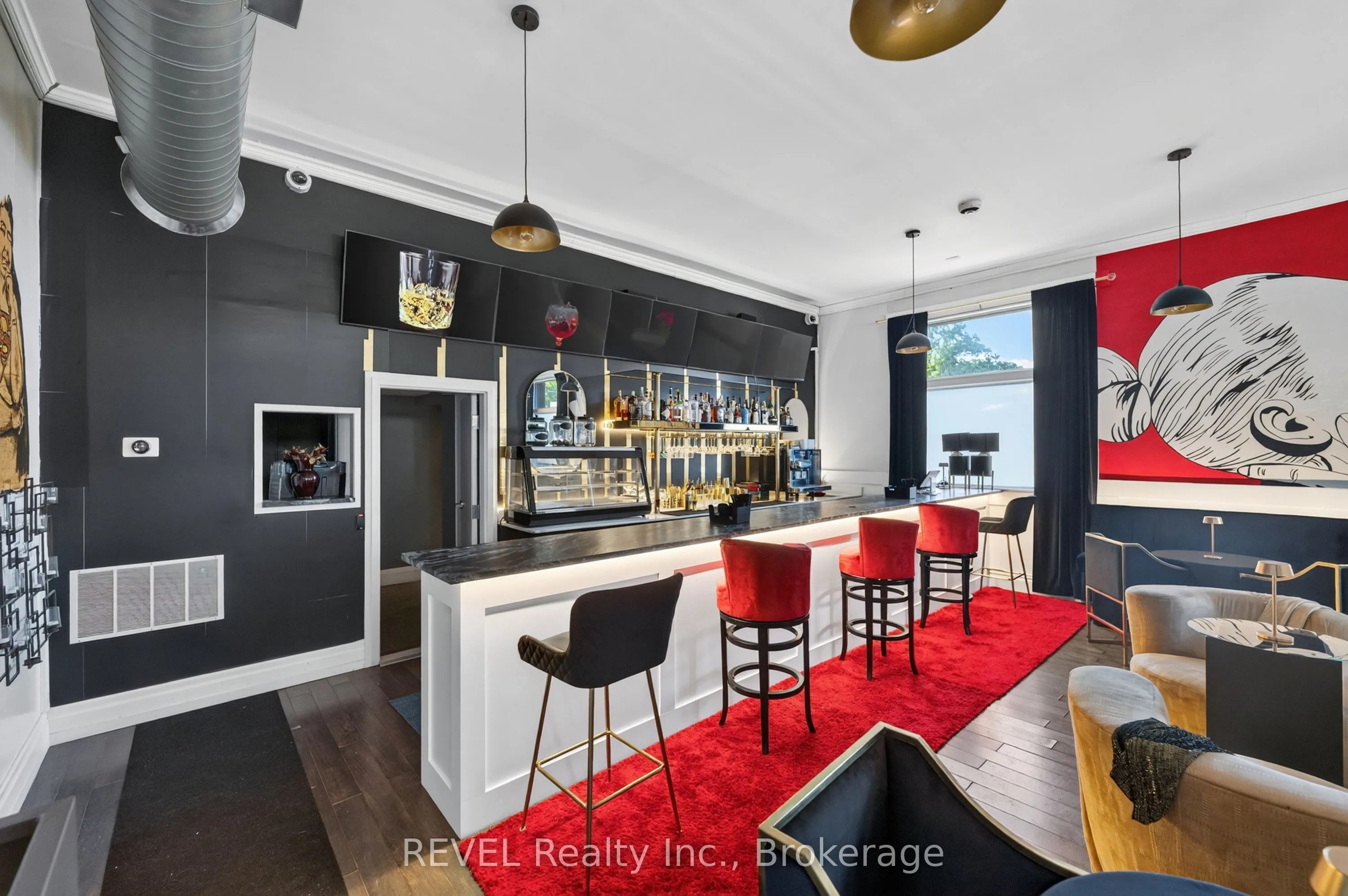 111 Niagara Boulevard #1
