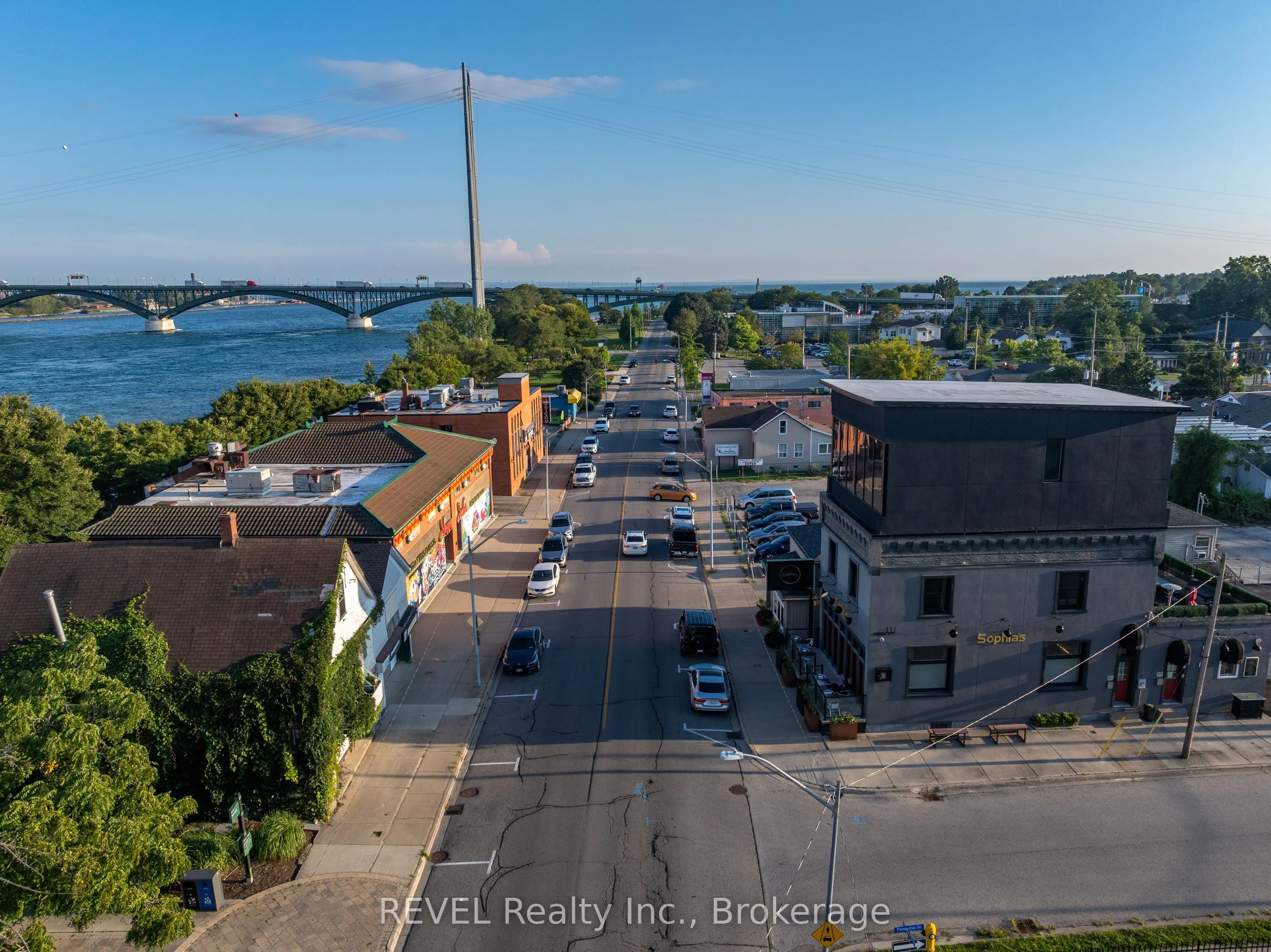 111 Niagara Boulevard #1