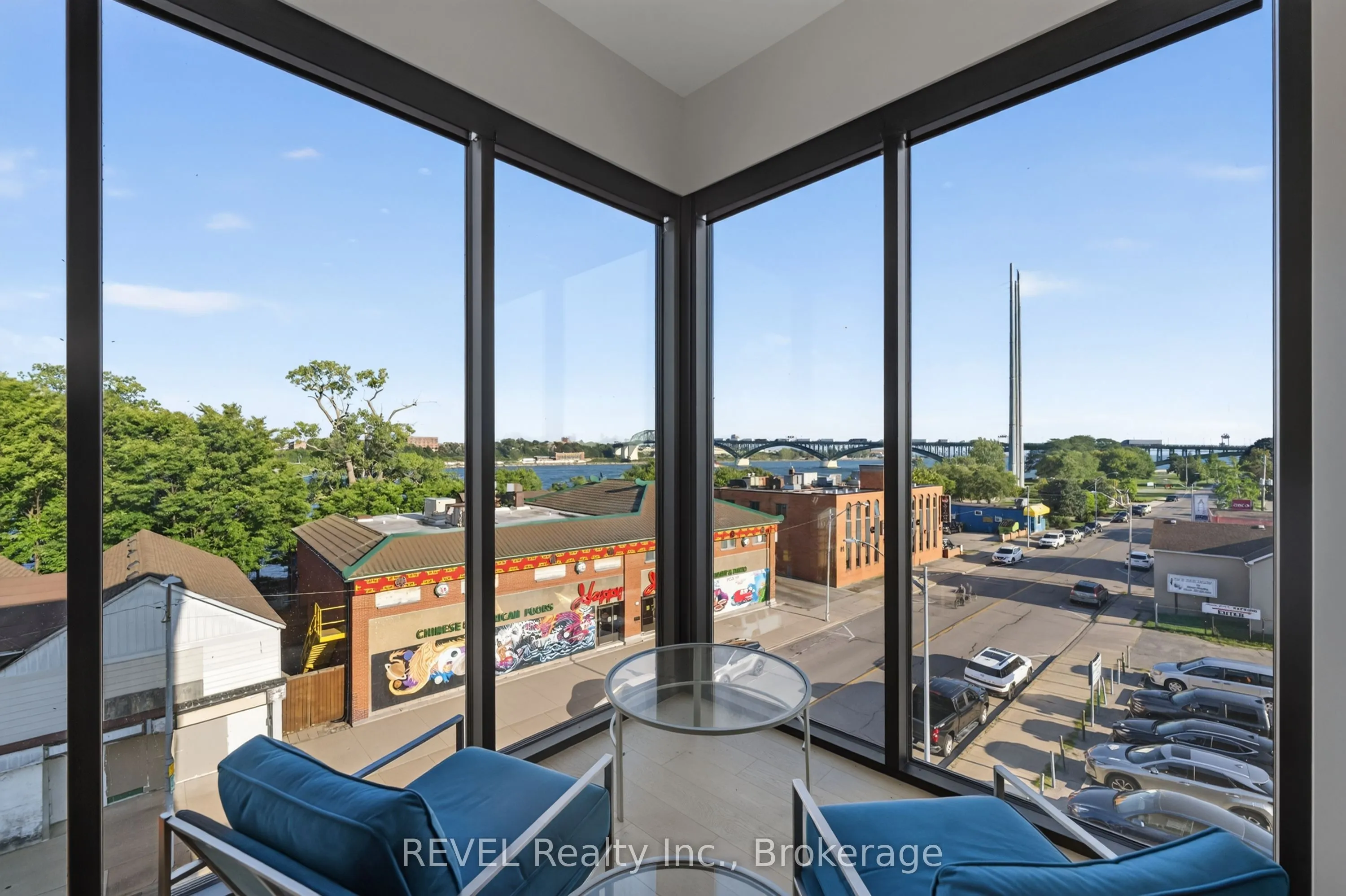 111 Niagara Boulevard #1