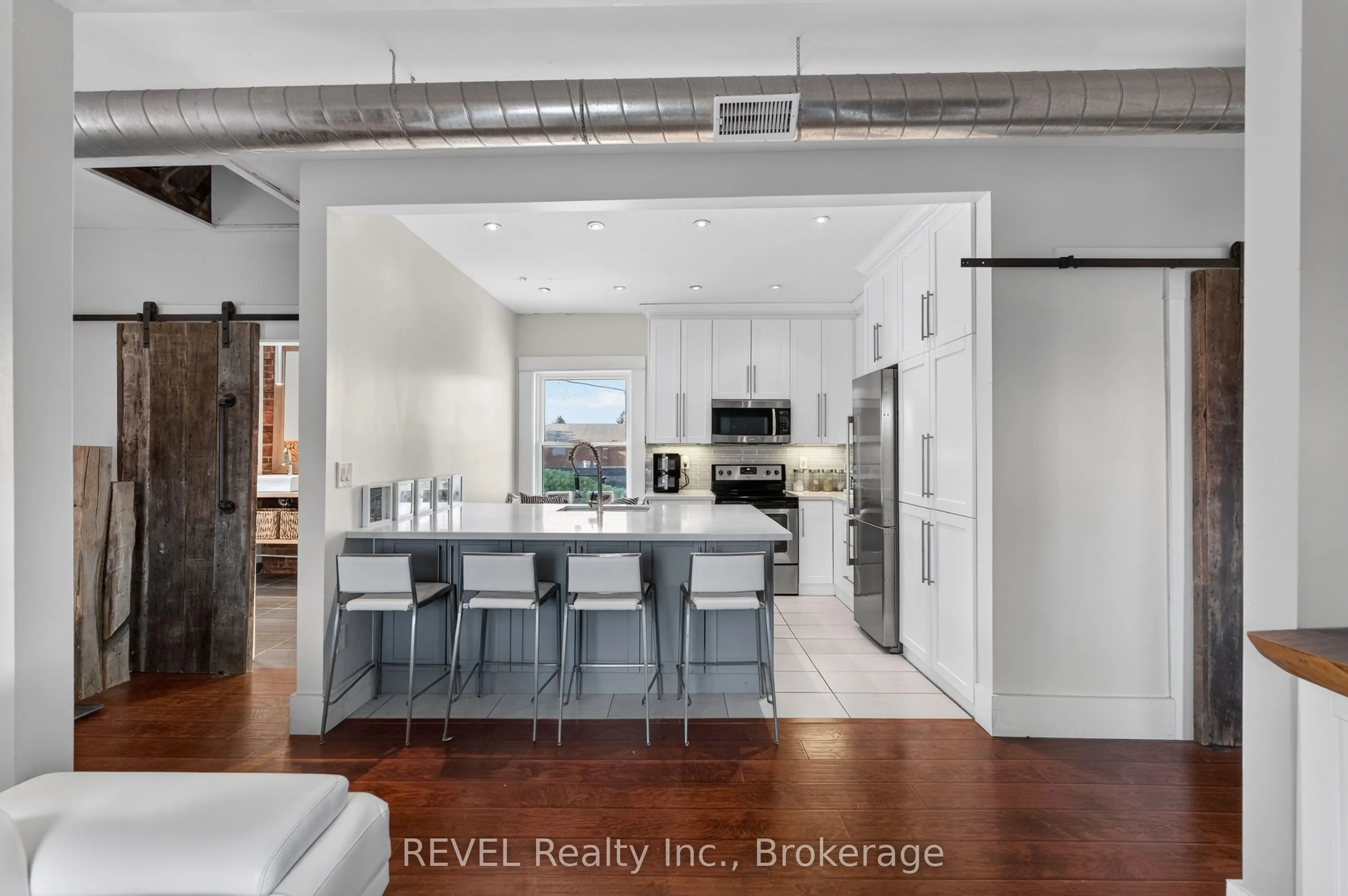 111 Niagara Boulevard #1