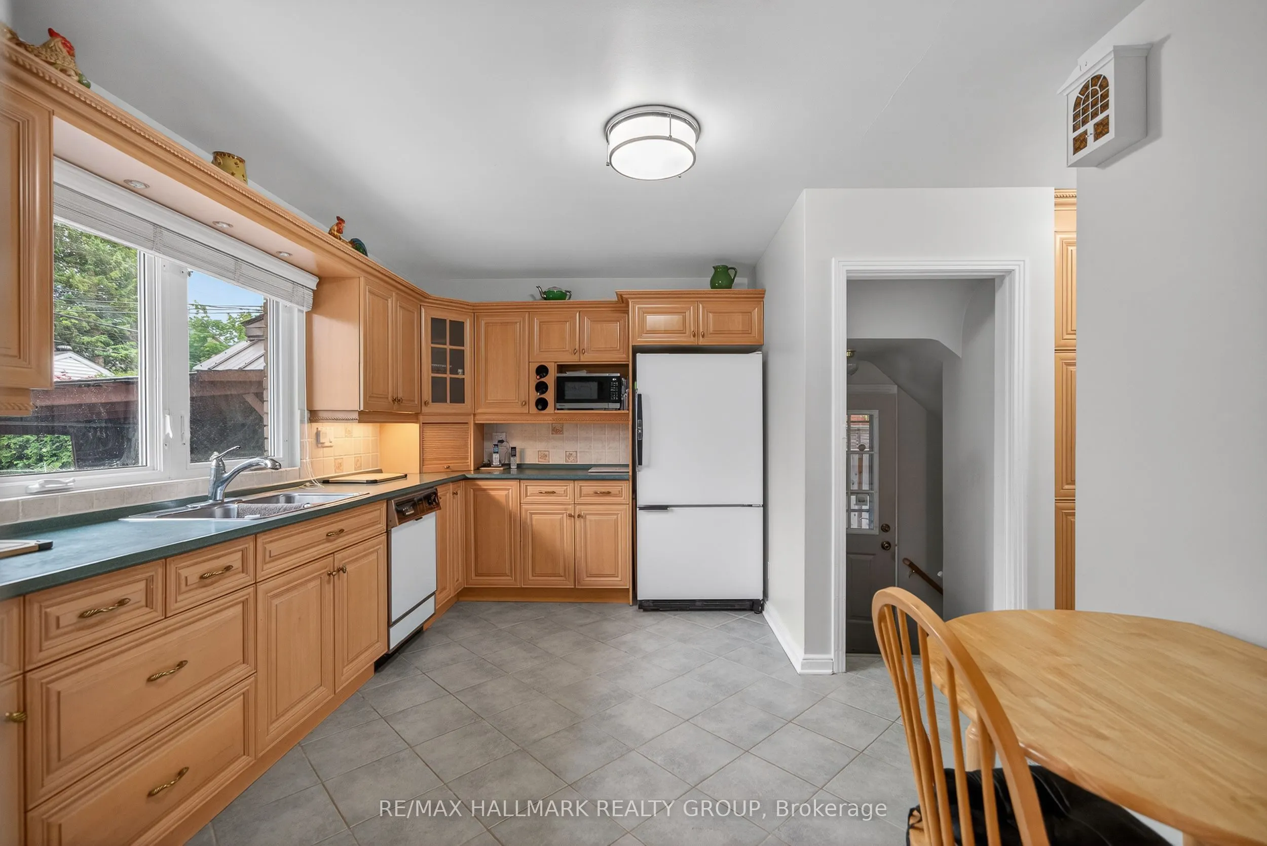 1416 Woodward Avenue