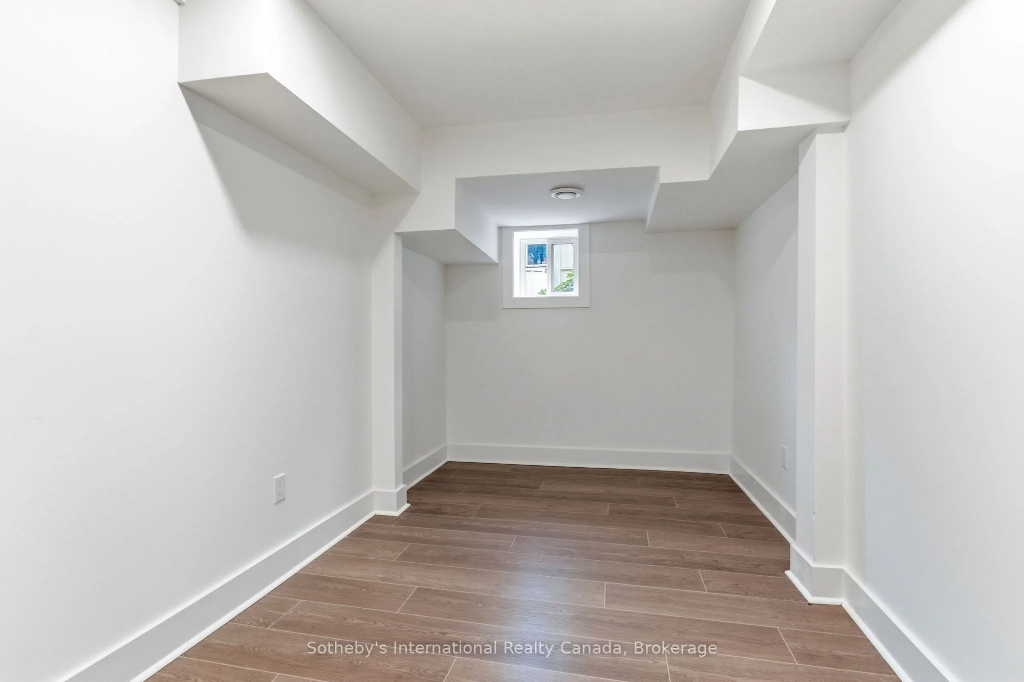 1003 Elizabeth Street